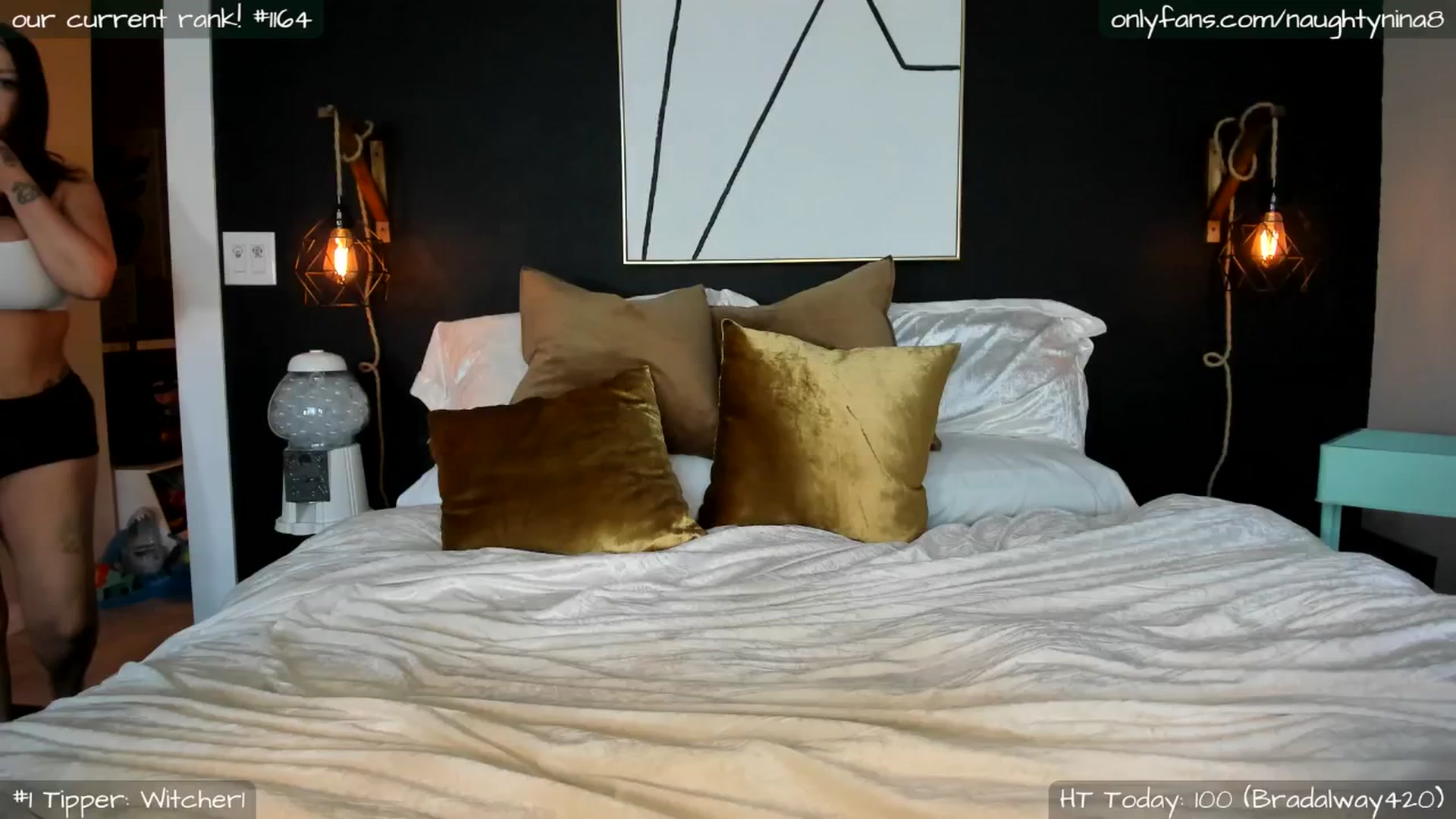 Gallery image thumbnail from Miss_Nina's myfreecams stream on, 04/25/2025, 14:11 image 1 of 20
