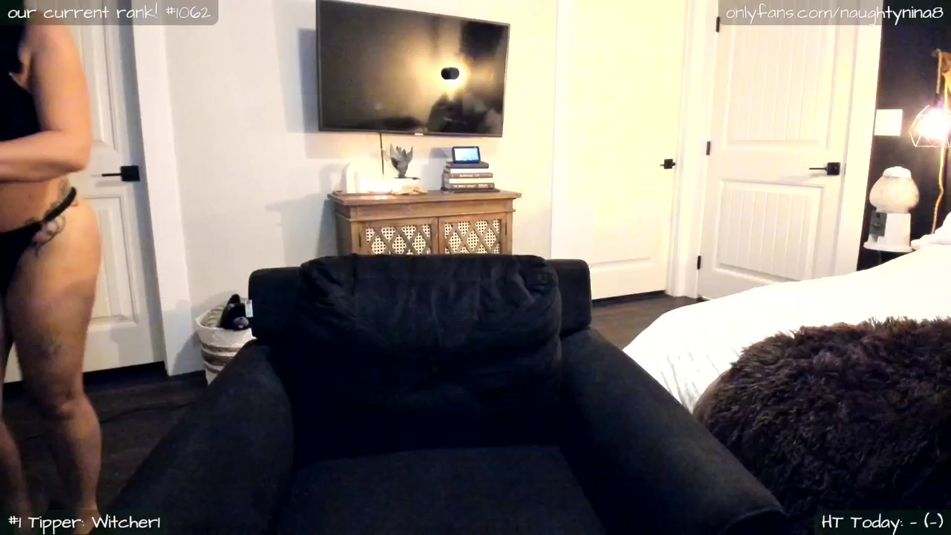 Gallery image thumbnail from Miss_Nina's myfreecams stream on, 09/23/2025, 17:53 image 9 of 20