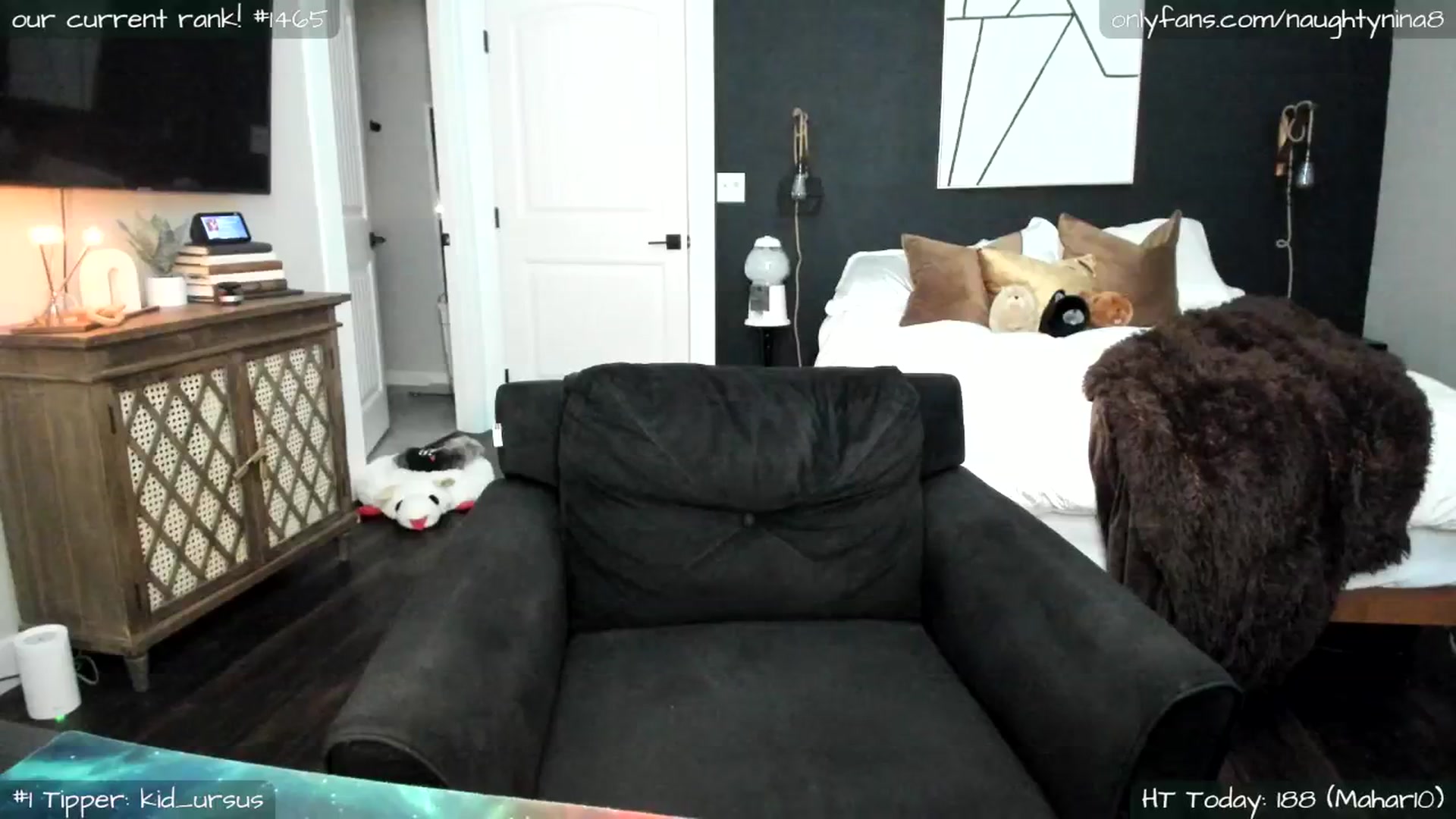 Gallery image thumbnail from Miss_Nina's myfreecams stream on, 10/07/2025, 19:33 image 14 of 20