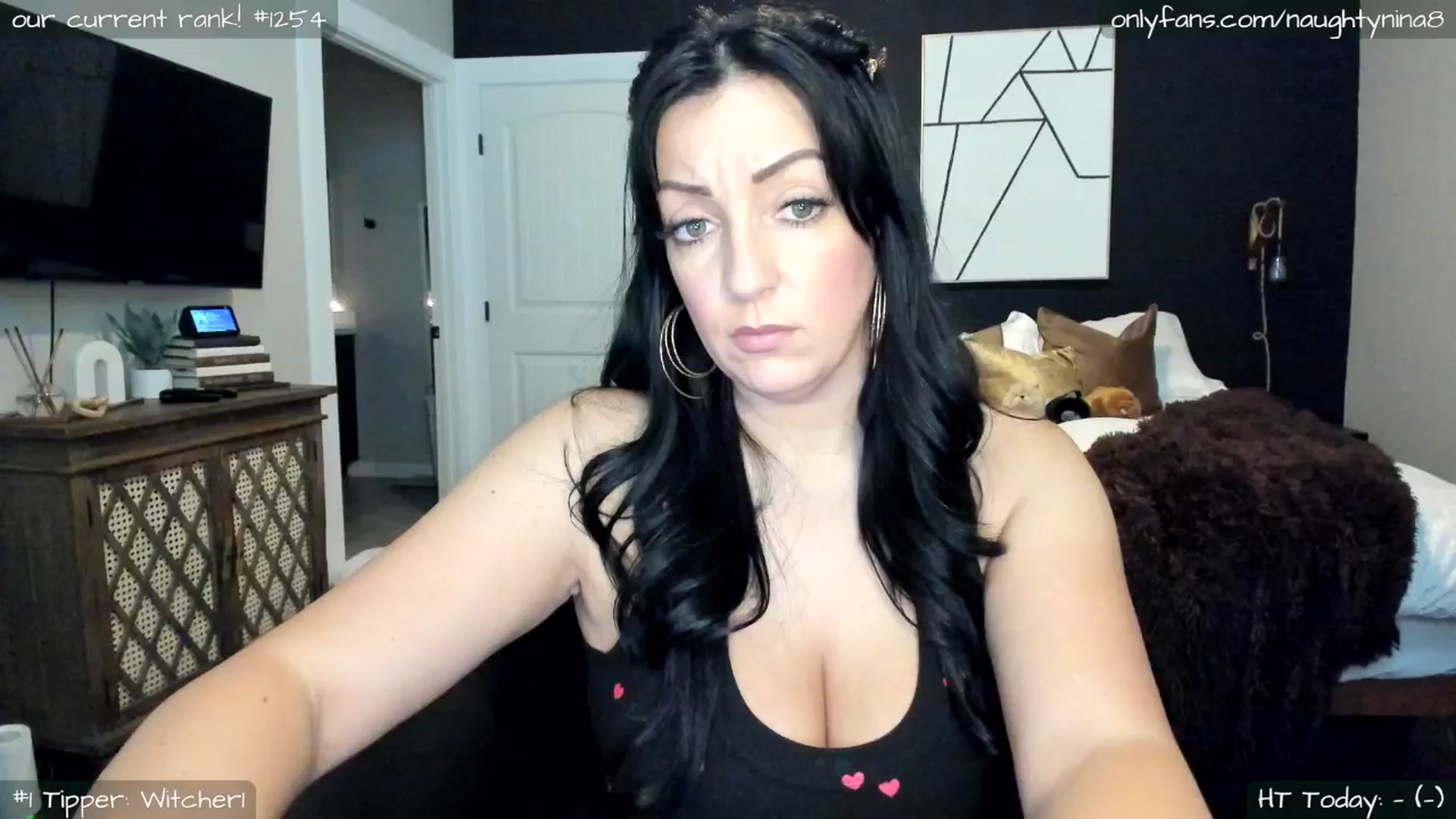 Gallery image thumbnail from Miss_Nina's myfreecams stream on, 10/14/2025, 24:20 image 15 of 20