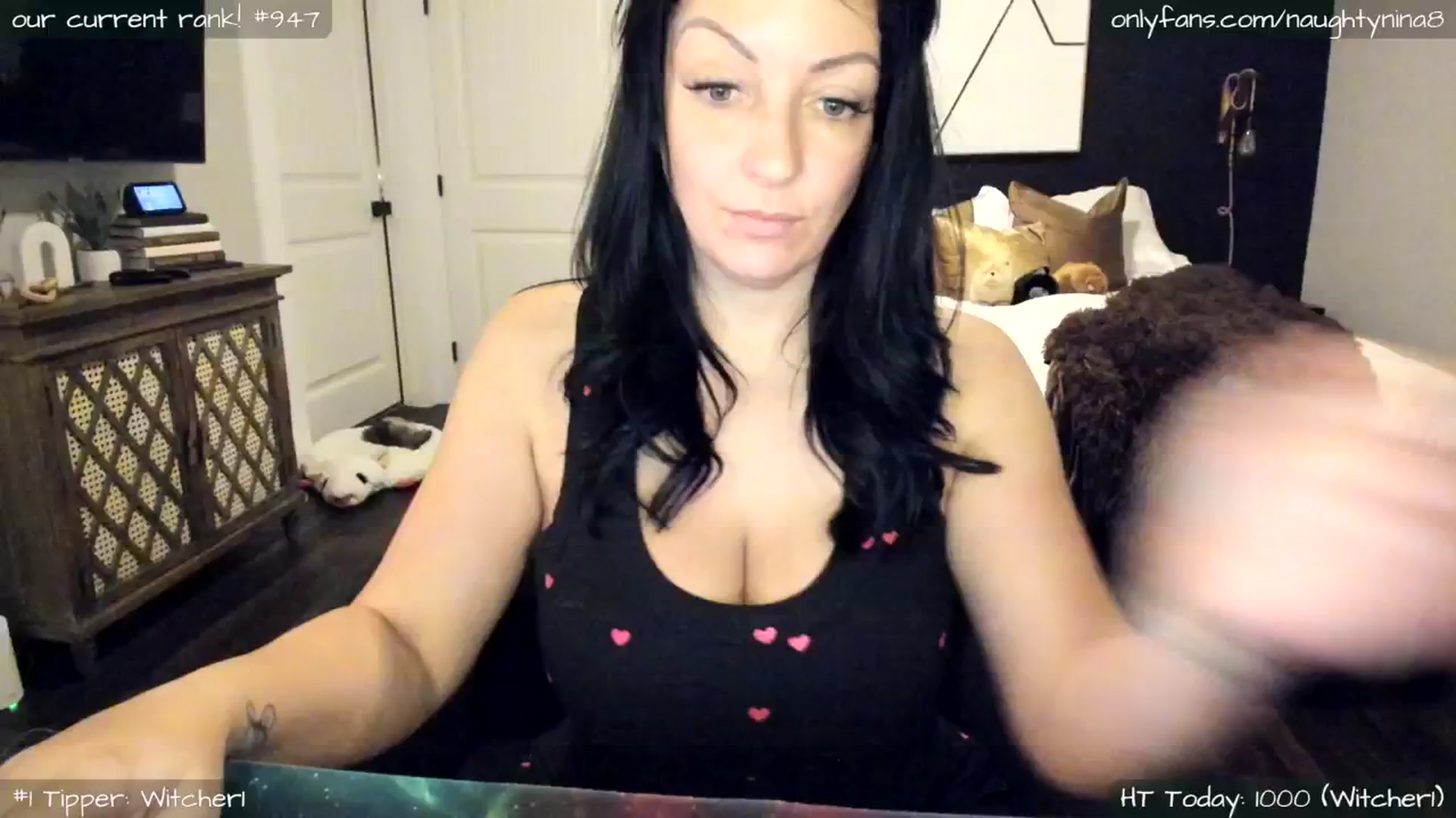 Gallery image thumbnail from Miss_Nina's myfreecams stream on, 10/14/2025, 13:45 image 9 of 20