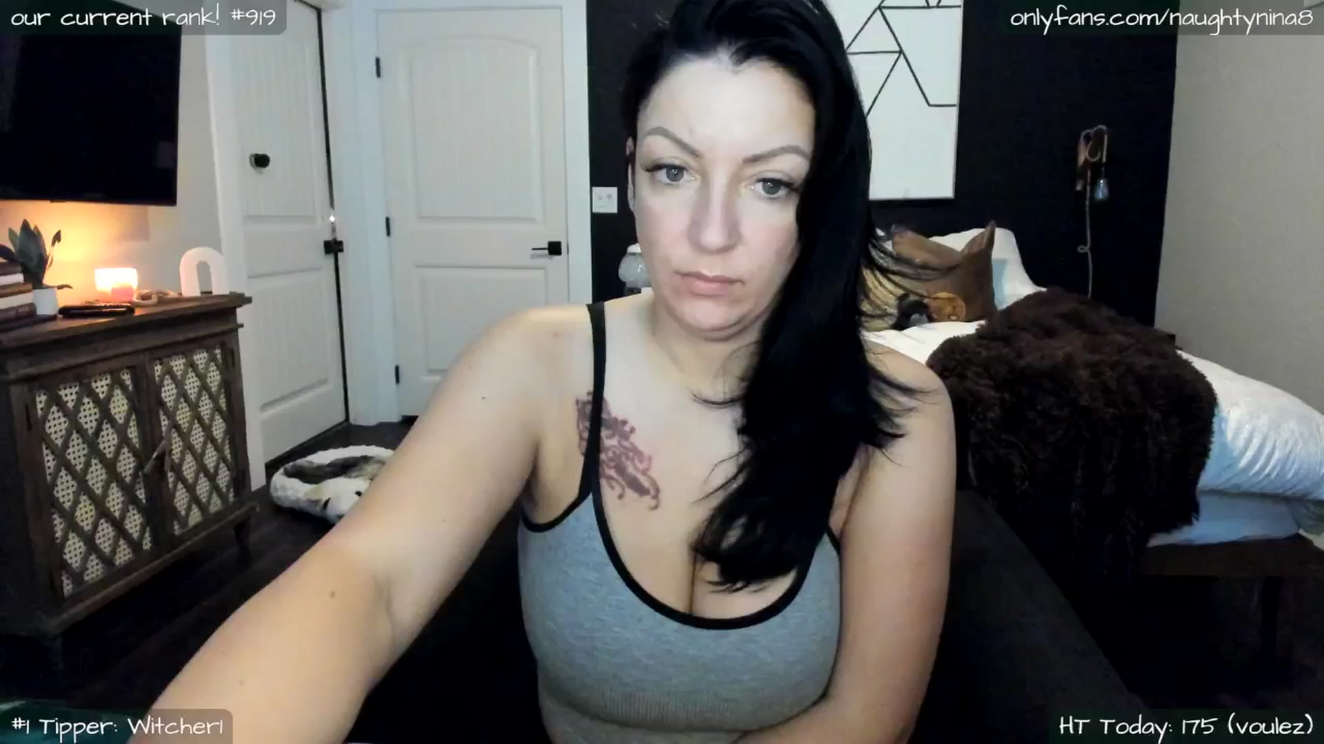 Gallery image thumbnail from Miss_Nina's myfreecams stream on, 10/17/2025, 16:02 image 16 of 20