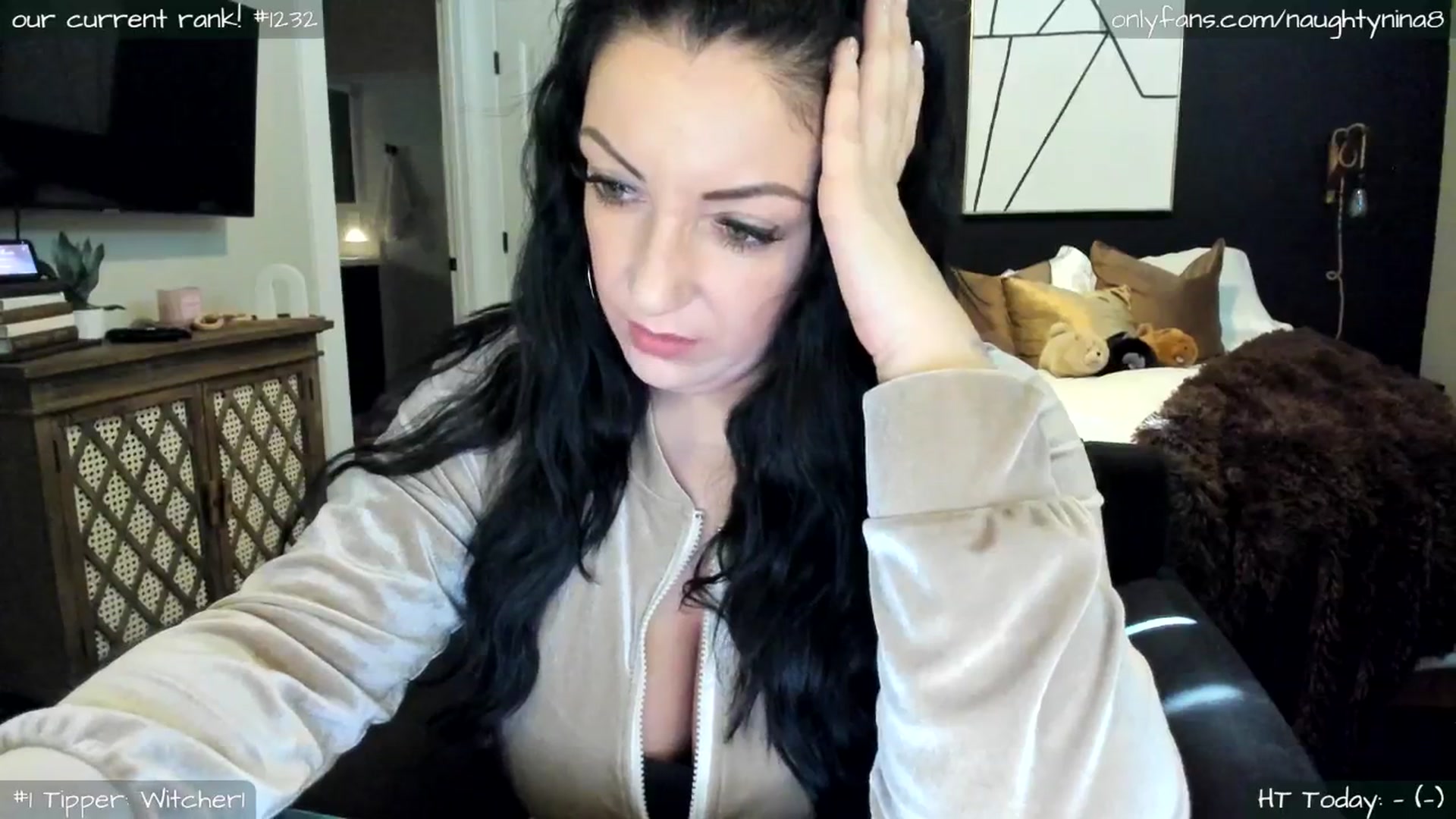 Gallery image thumbnail from Miss_Nina's myfreecams stream on, 10/24/2025, 21:03 image 3 of 20