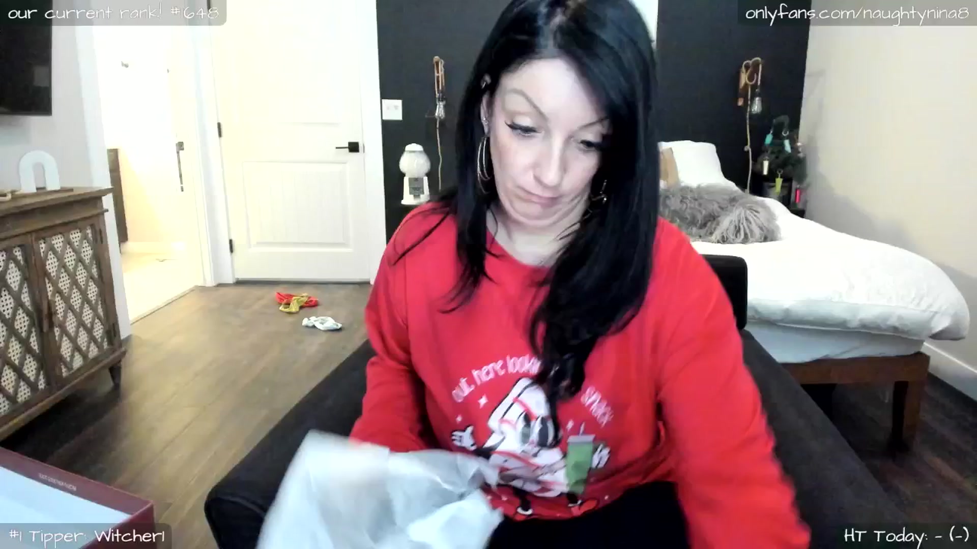 Gallery image thumbnail from Miss_Nina's myfreecams stream on, 12/11/2025, 23:30 image 16 of 20