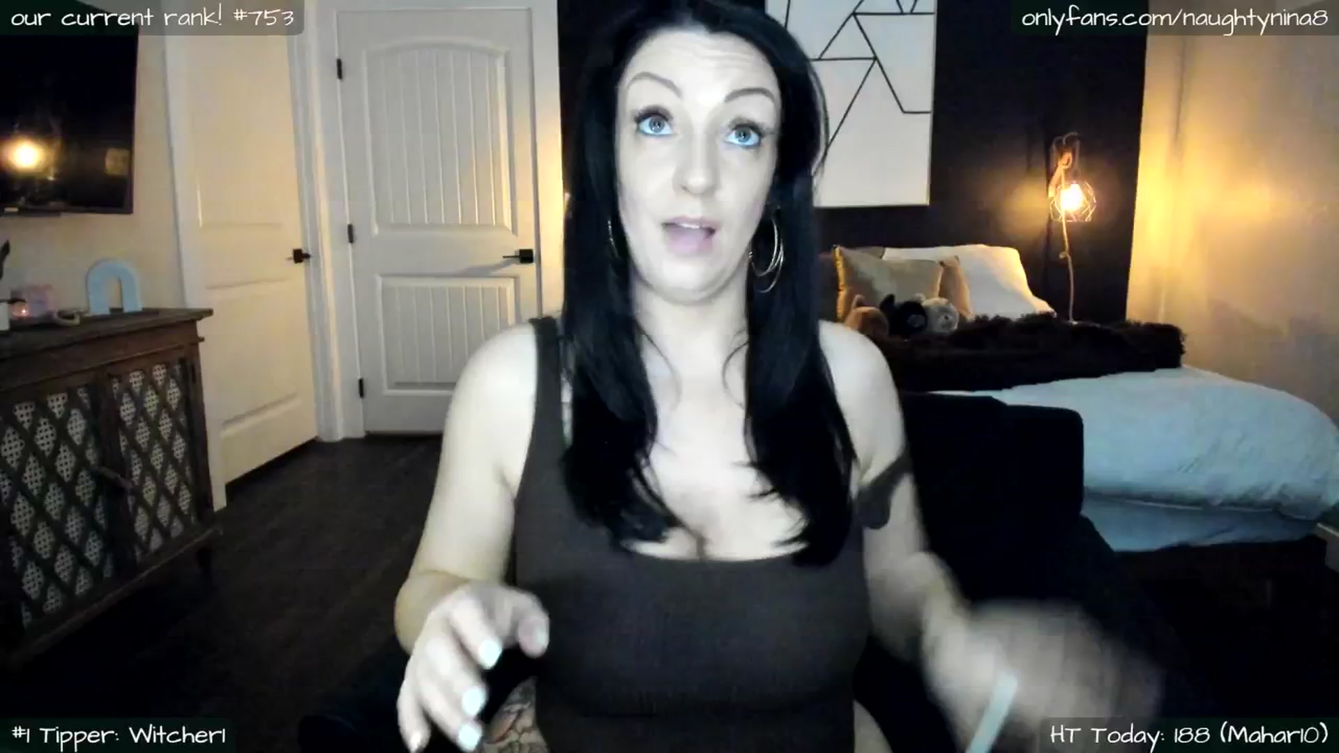 Gallery image thumbnail from Miss_Nina's myfreecams stream on, 12/31/2025, 21:42 image 15 of 20