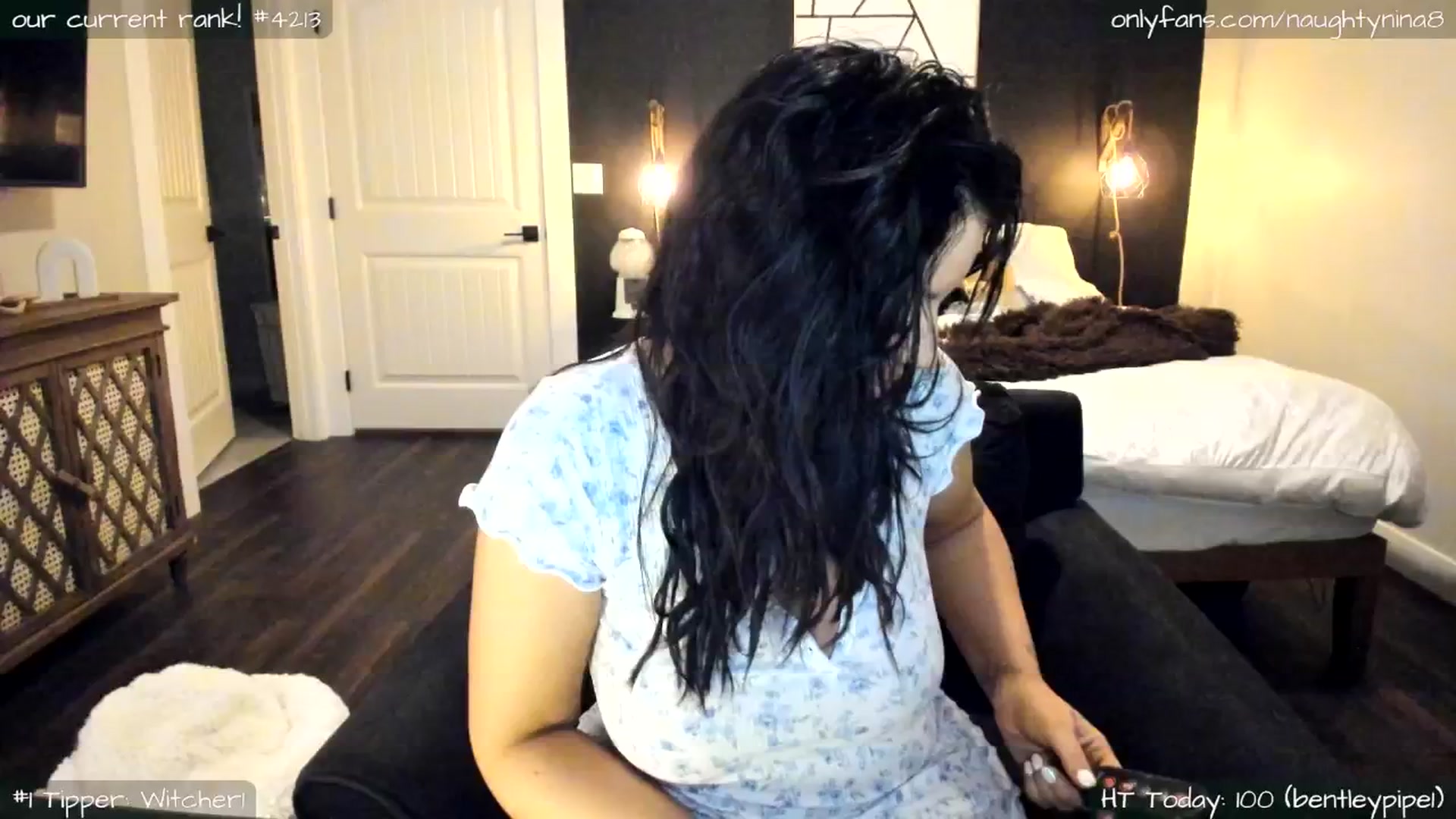 Gallery image thumbnail from Miss_Nina's myfreecams stream on, 01/07/2026, 15:21 image 10 of 20