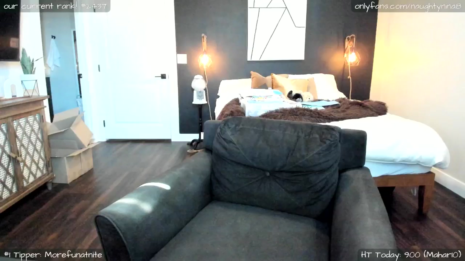 Gallery image thumbnail from Miss_Nina's myfreecams stream on, 01/12/2026, 20:43 image 4 of 20
