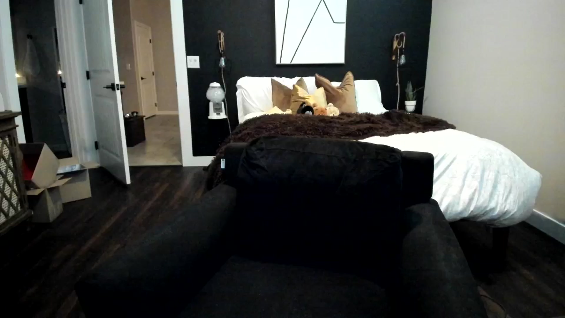 Gallery image thumbnail from Miss_Nina's myfreecams stream on, 02/09/2026, 22:42 image 4 of 20
