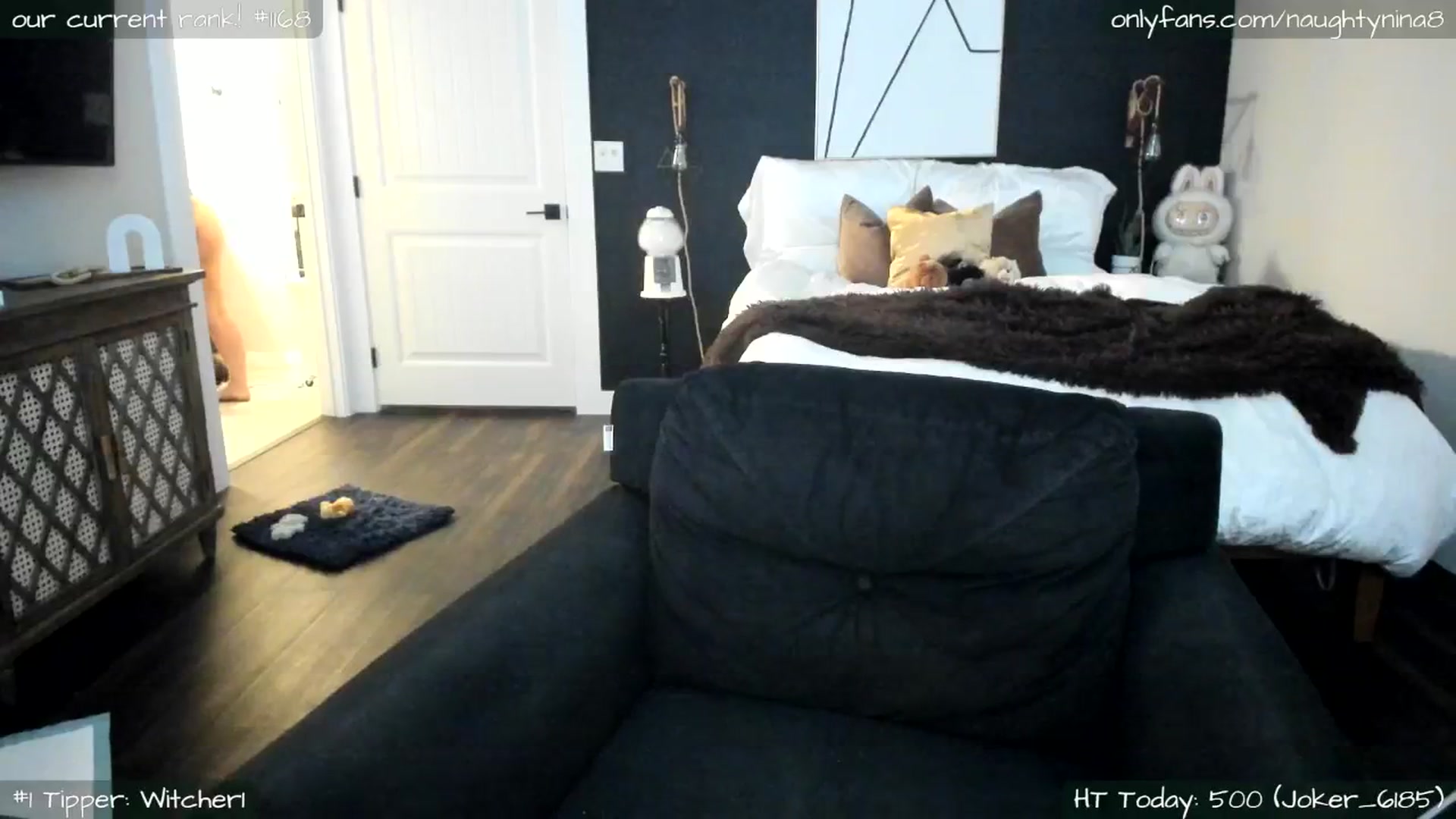 Gallery image thumbnail from Miss_Nina's myfreecams stream on, 03/31/2026, 01:23 image 10 of 20
