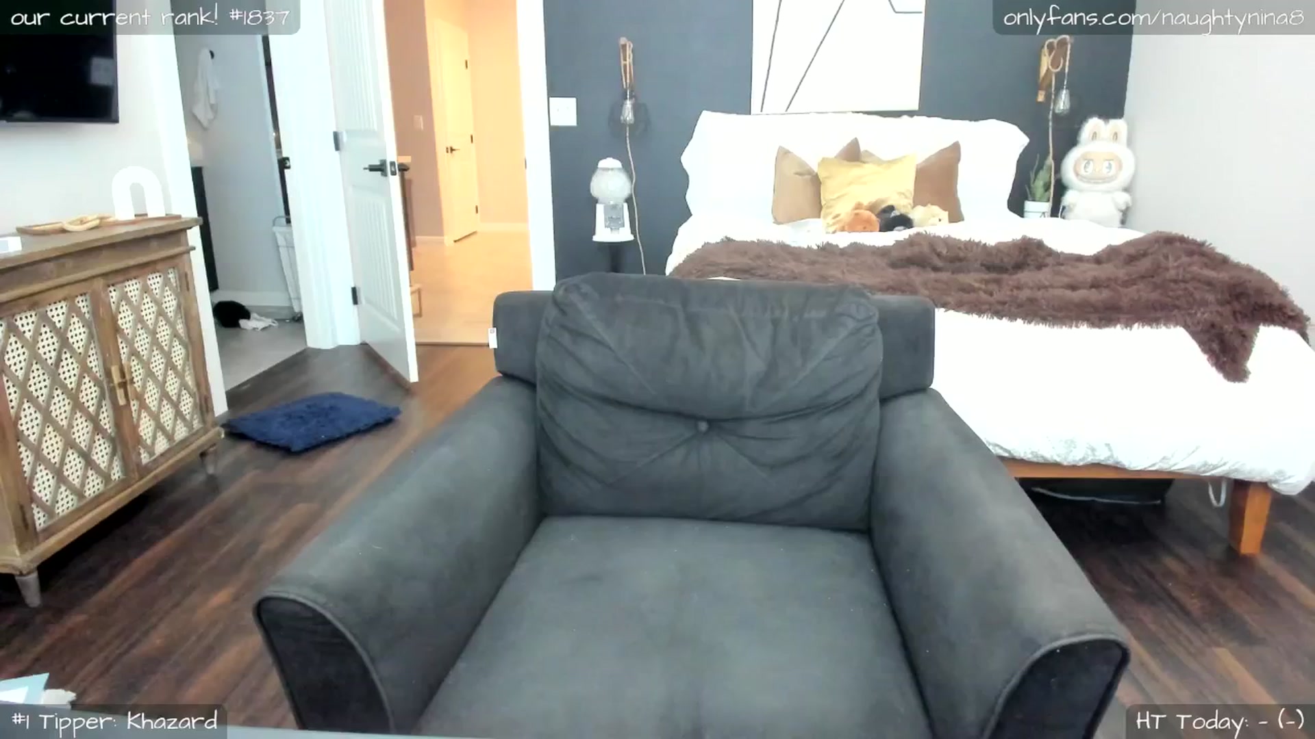 Gallery image thumbnail from Miss_Nina's myfreecams stream on, 04/07/2026, 20:58 image 13 of 20