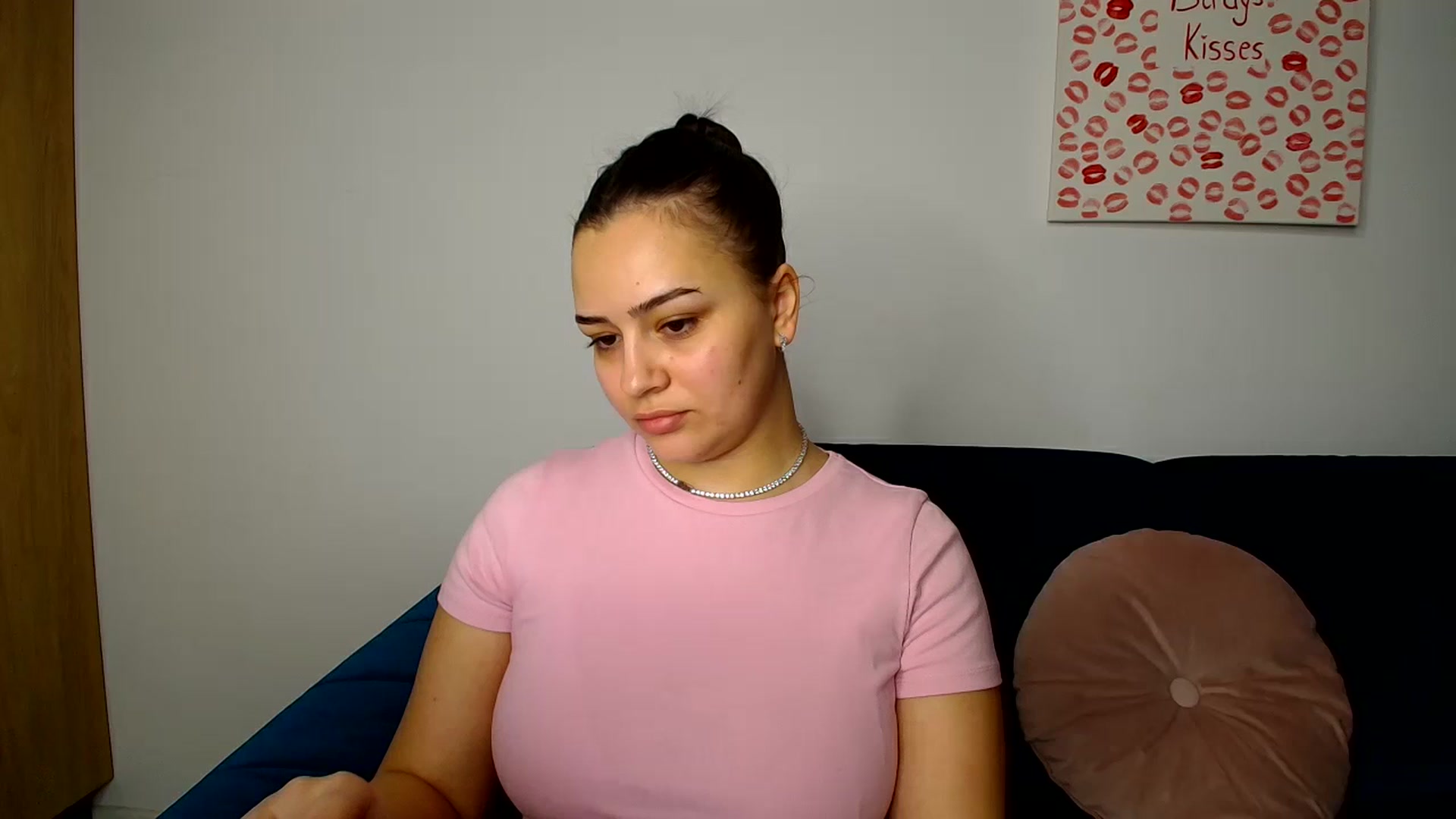 Gallery image thumbnail from Miss_Noel's myfreecams stream on, 01/03/2024, 16:39 image 11 of 20