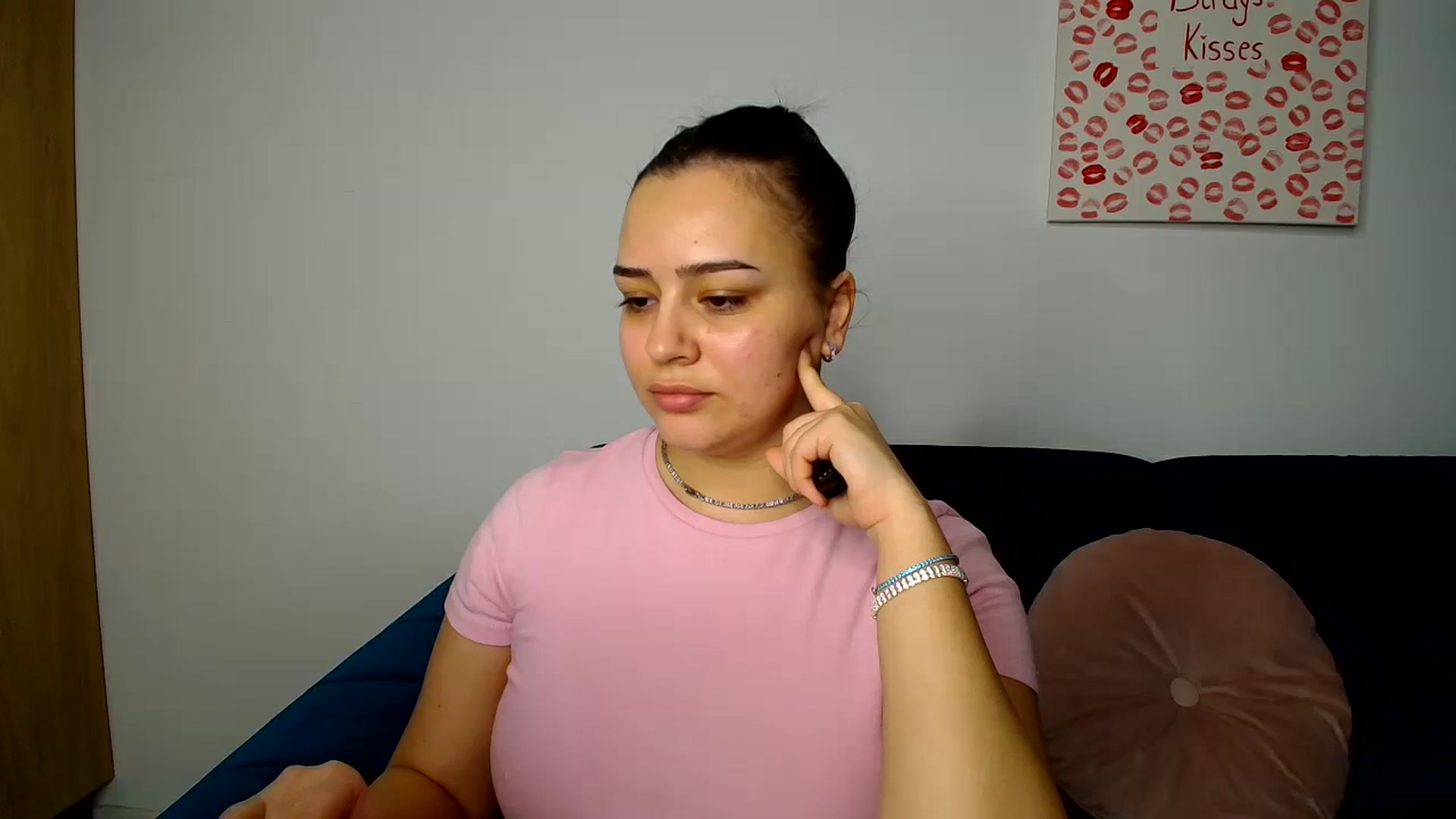 Gallery image thumbnail from Miss_Noel's myfreecams stream on, 01/03/2024, 16:39 image 4 of 20