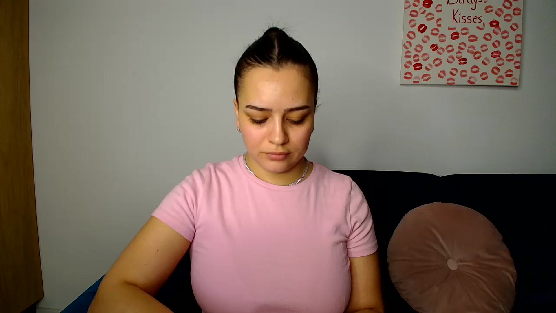 Gallery image thumbnail from Miss_Noel's myfreecams stream on, 01/03/2024, 16:39 image 14 of 20