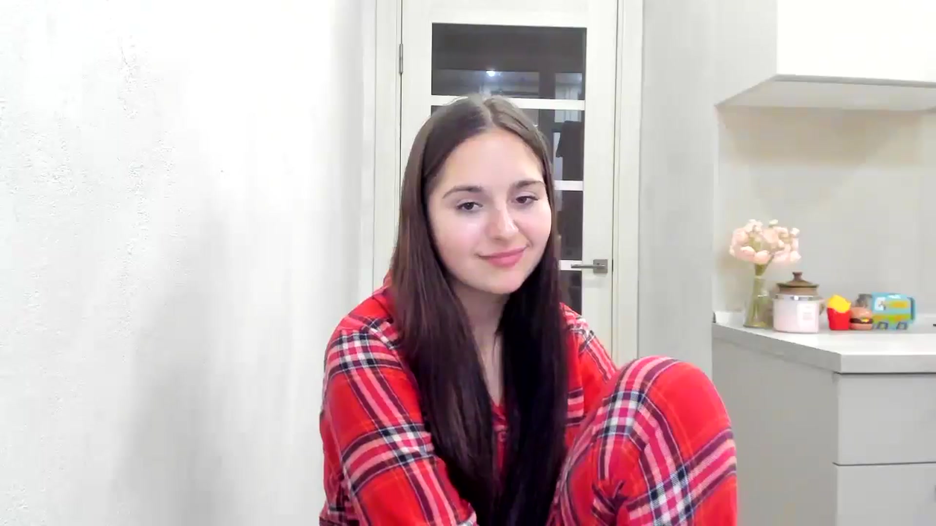 Gallery image thumbnail from Miss_Peach_'s myfreecams stream on, 03/16/2026, 21:18 image 11 of 20