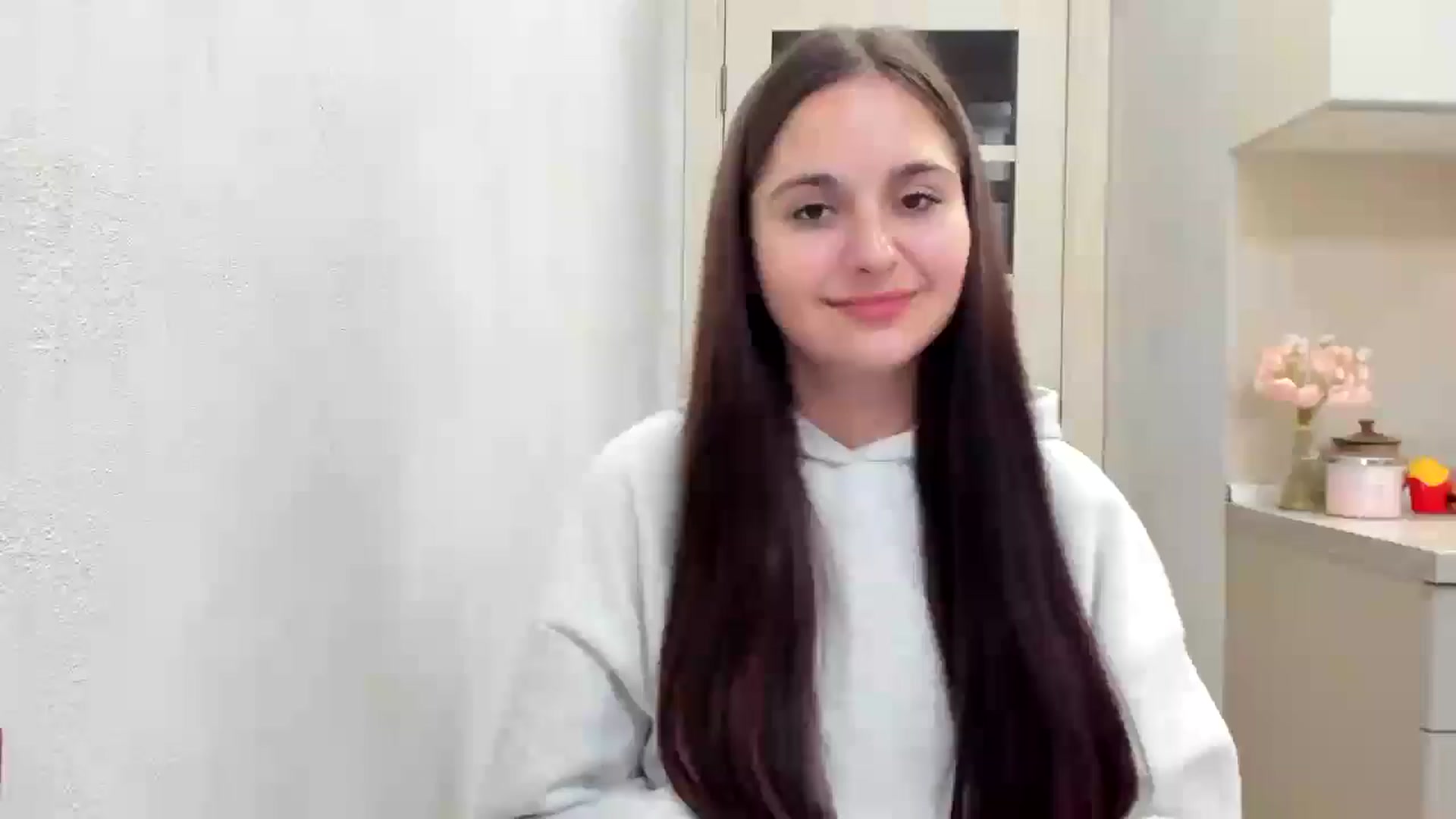 Gallery image thumbnail from Miss_Peach_'s myfreecams stream on, 03/18/2026, 01:32 image 16 of 20