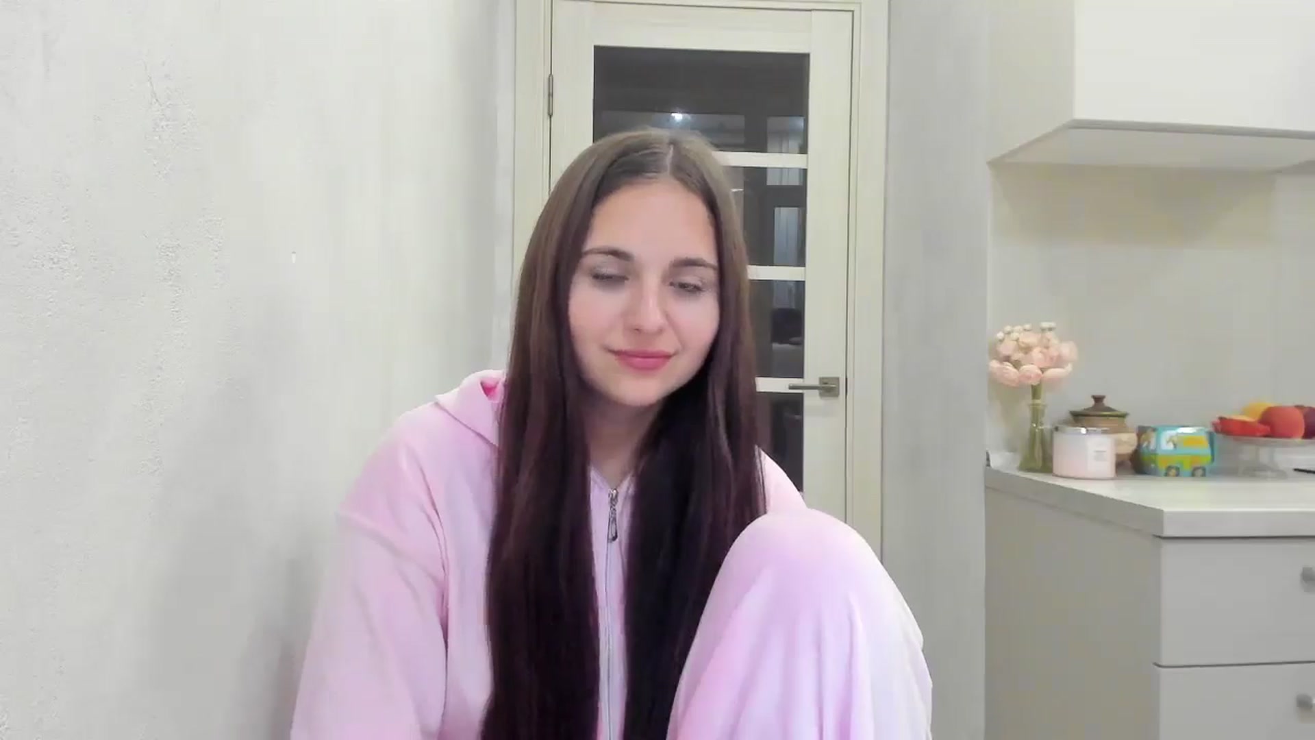 Gallery image thumbnail from Miss_Peach_'s myfreecams stream on, 03/24/2026, 18:18 image 15 of 20