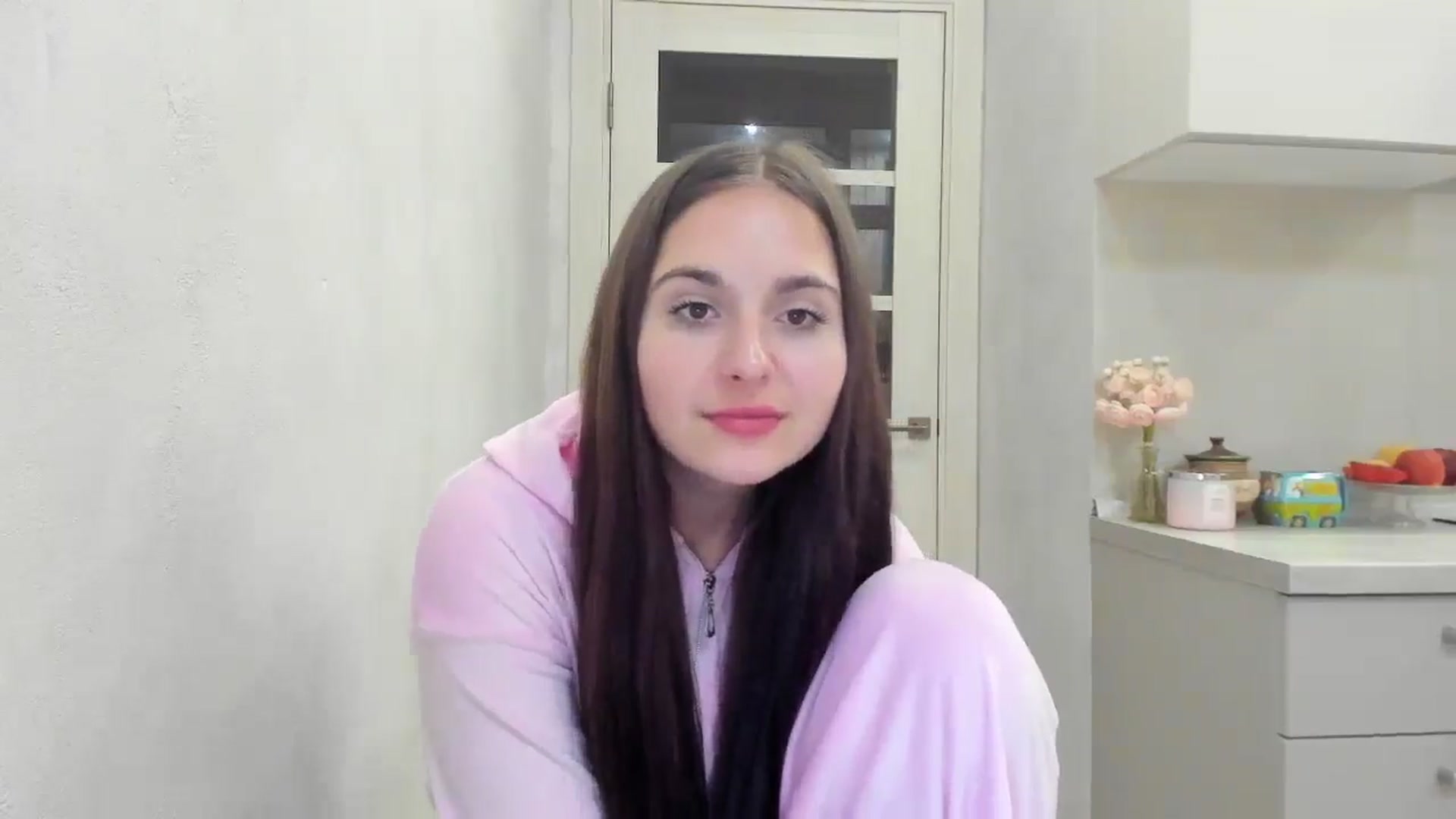 Gallery image thumbnail from Miss_Peach_'s myfreecams stream on, 03/24/2026, 18:18 image 14 of 20