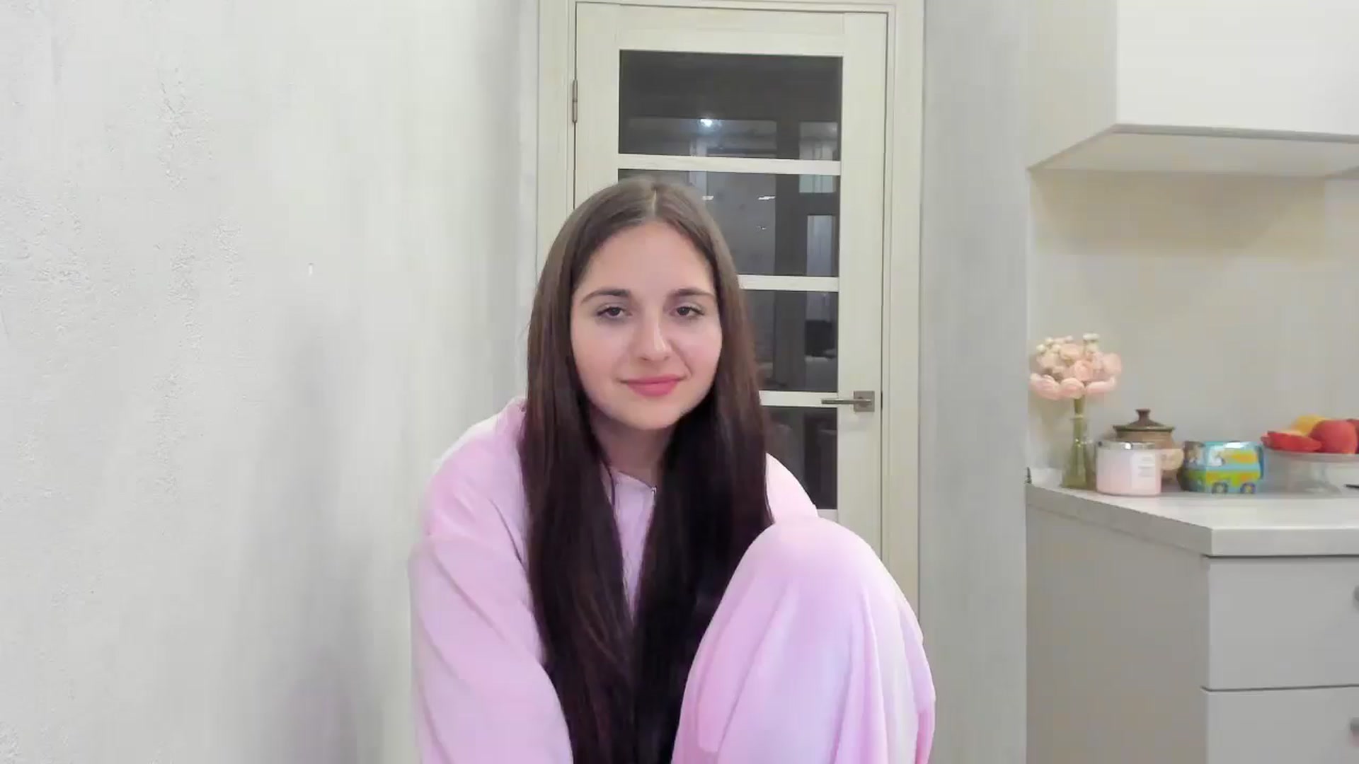 Gallery image thumbnail from Miss_Peach_'s myfreecams stream on, 03/24/2026, 19:29 image 2 of 20