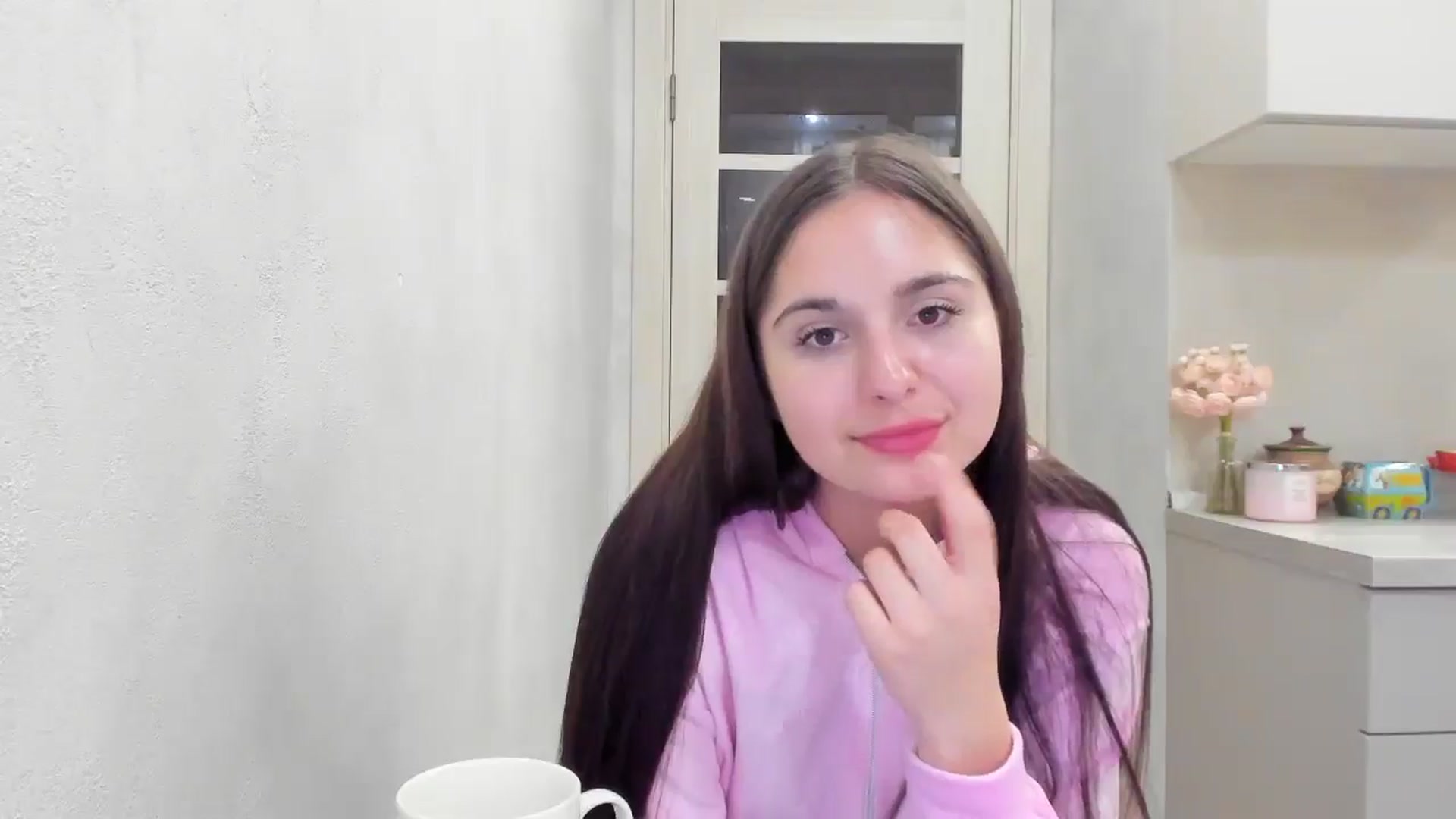 Gallery image thumbnail from Miss_Peach_'s myfreecams stream on, 03/24/2026, 21:36 image 18 of 20