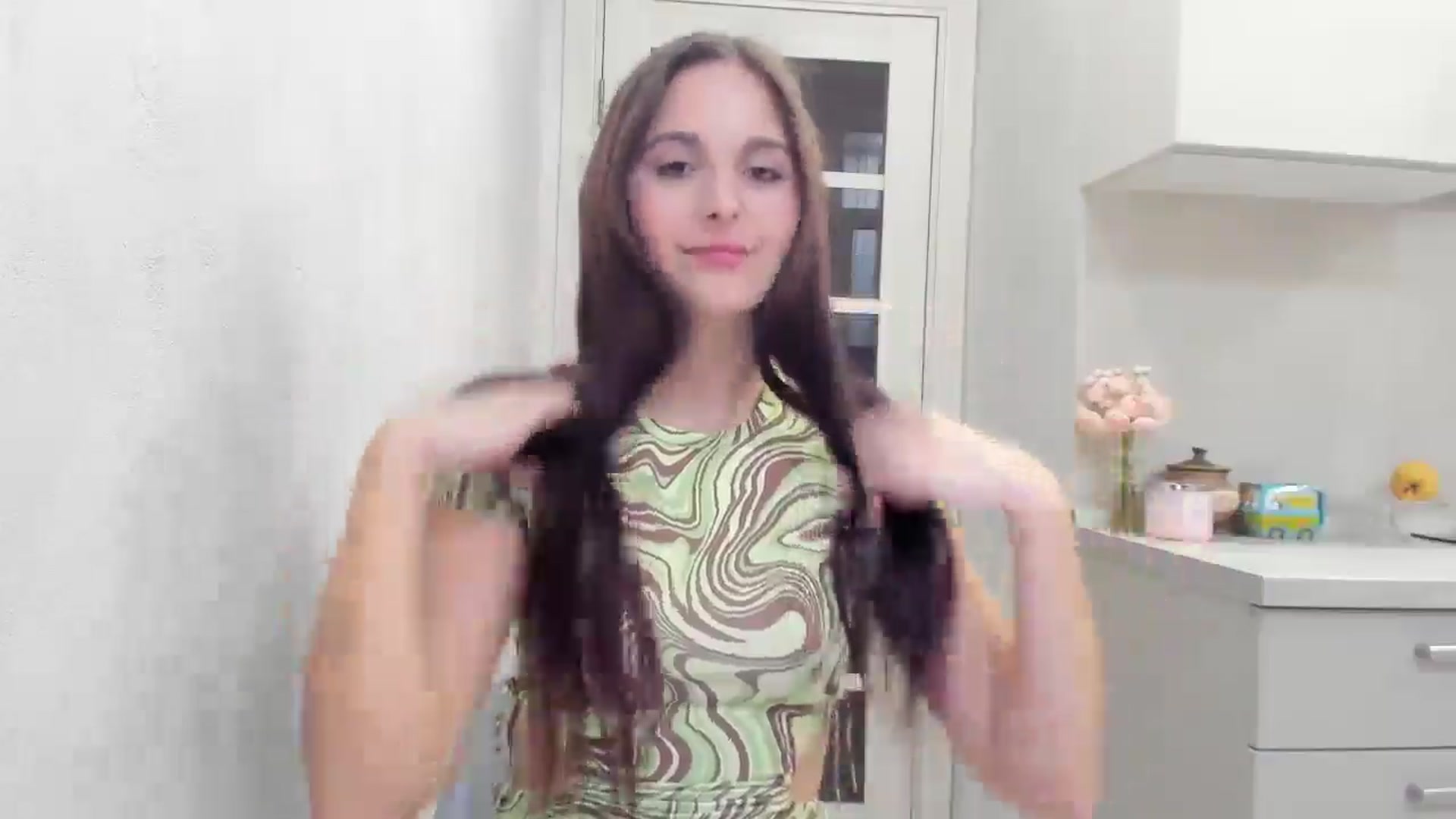 Gallery image thumbnail from Miss_Peach_'s myfreecams stream on, 03/28/2026, 18:31 image 17 of 20
