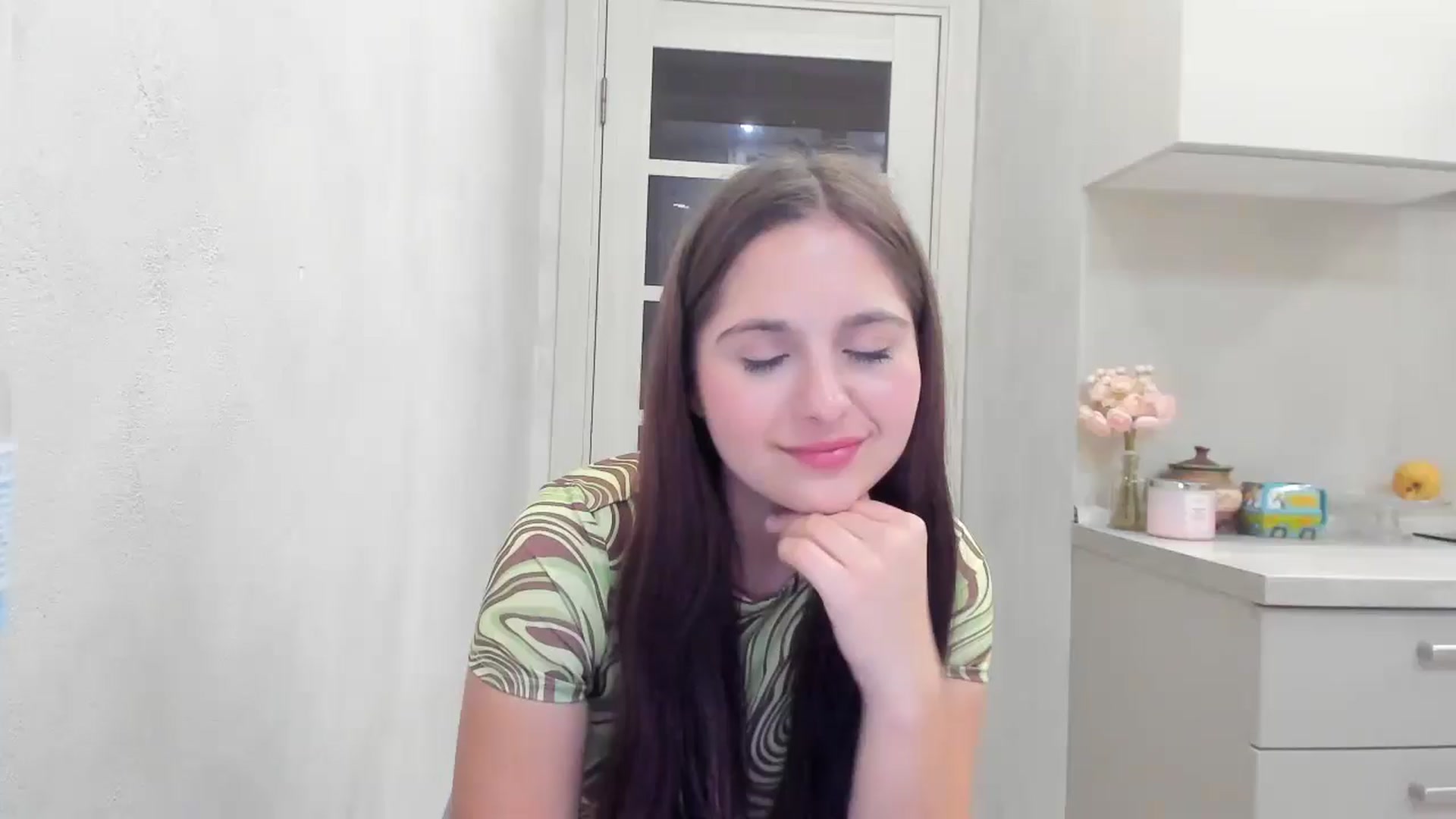 Gallery image thumbnail from Miss_Peach_'s myfreecams stream on, 03/28/2026, 20:34 image 19 of 20