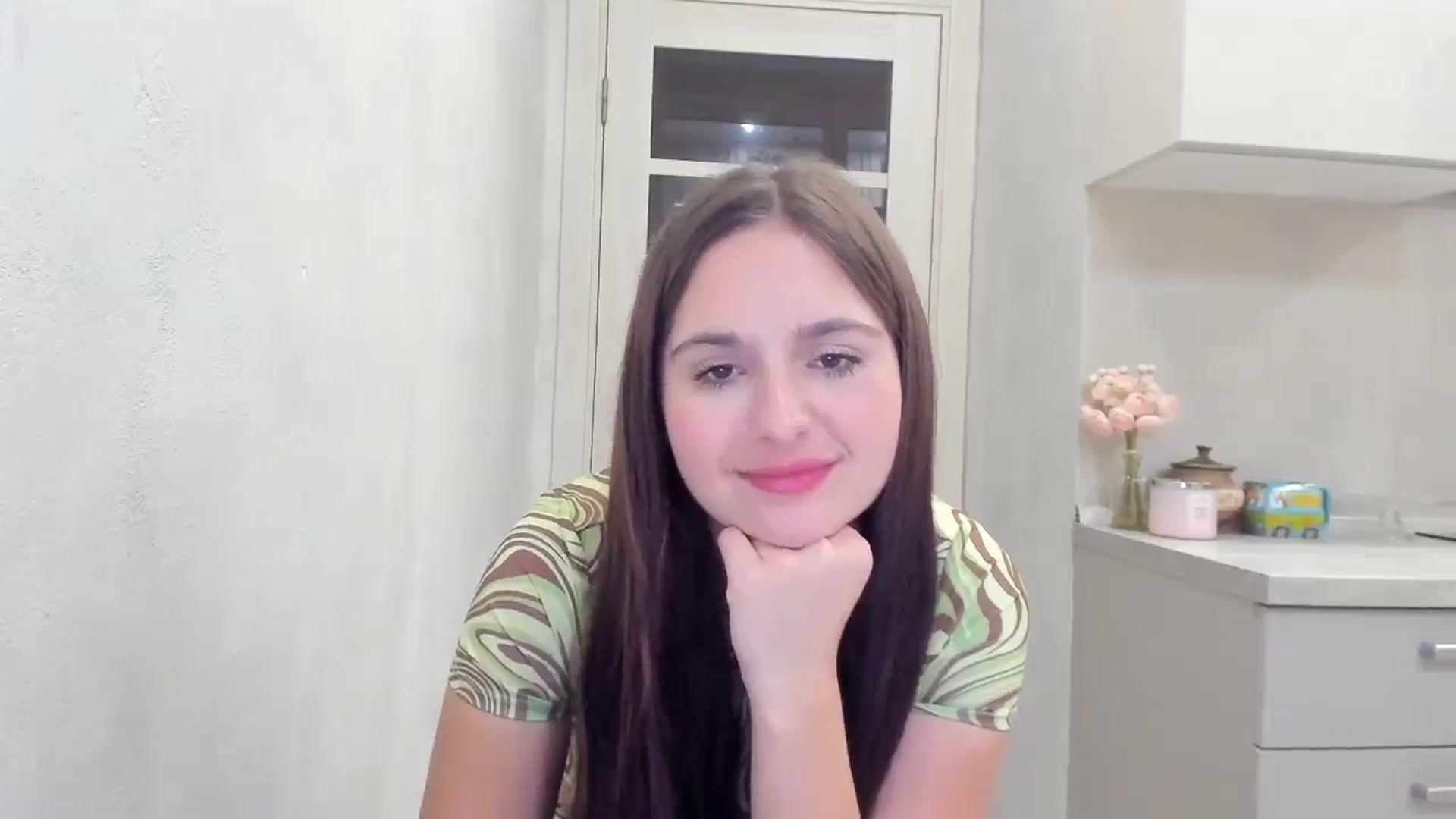 Gallery image thumbnail from Miss_Peach_'s myfreecams stream on, 03/28/2026, 21:41 image 18 of 20