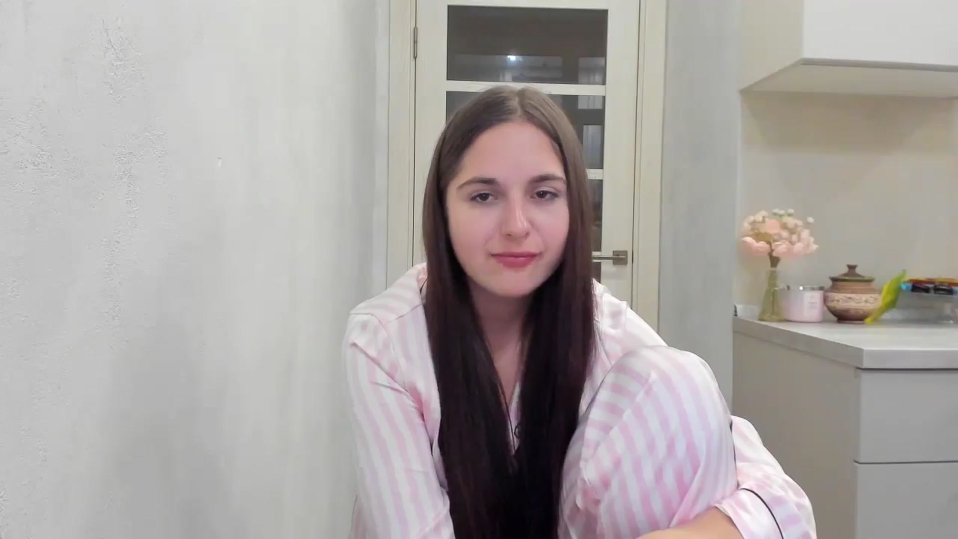 Gallery image thumbnail from Miss_Peach_'s myfreecams stream on, 04/03/2026, 20:34 image 15 of 20