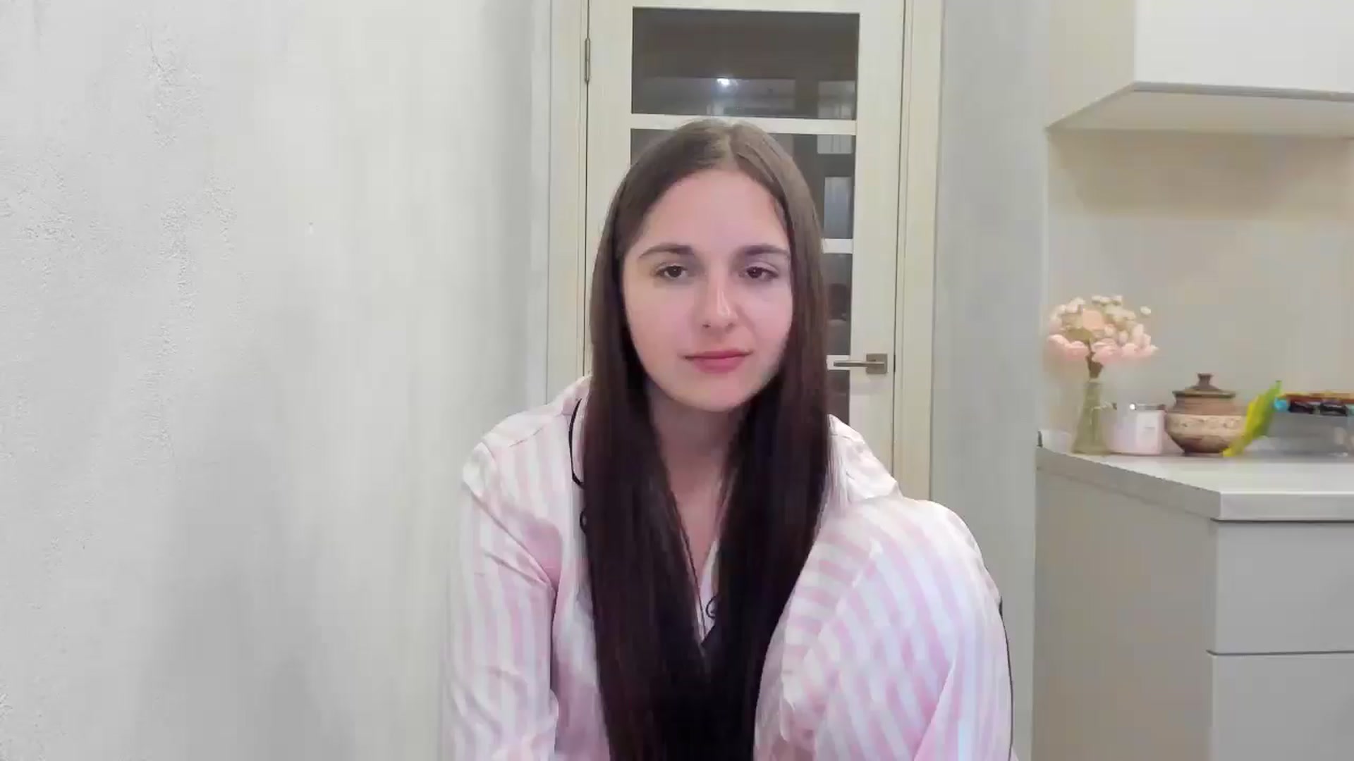 Gallery image thumbnail from Miss_Peach_'s myfreecams stream on, 04/03/2026, 20:34 image 13 of 20