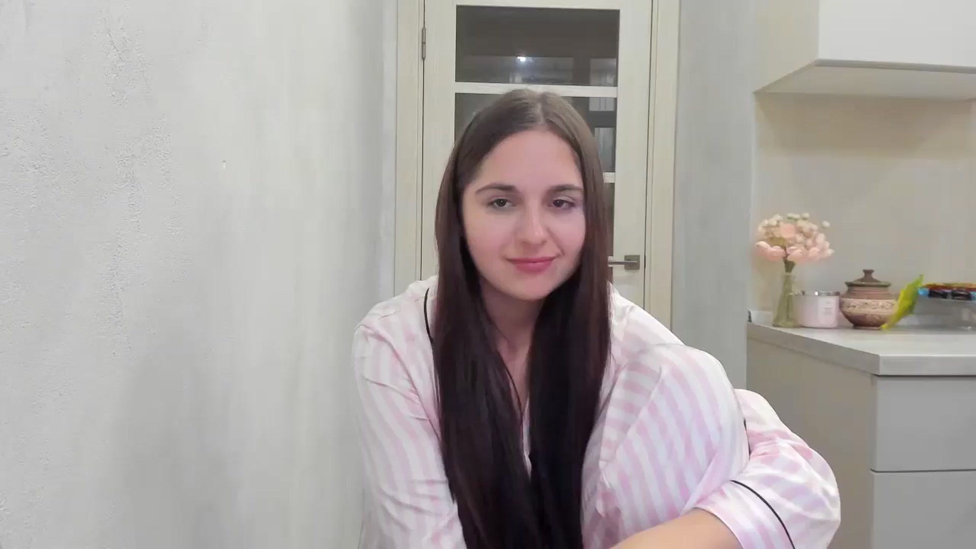 Gallery image thumbnail from Miss_Peach_'s myfreecams stream on, 04/03/2026, 20:34 image 7 of 20