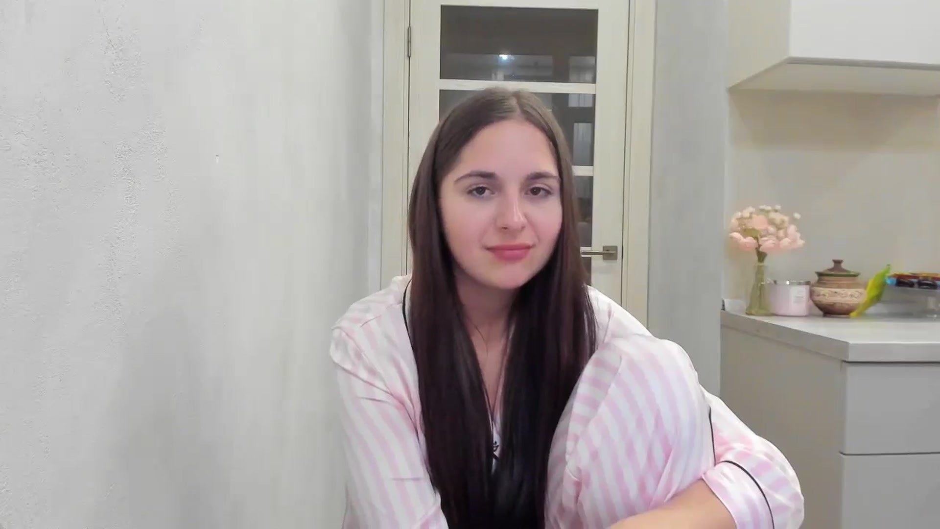 Gallery image thumbnail from Miss_Peach_'s myfreecams stream on, 04/03/2026, 20:34 image 20 of 20