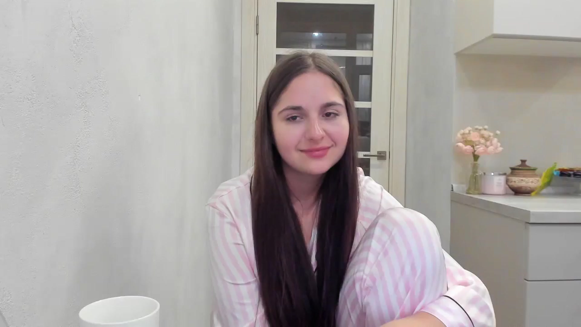 Gallery image thumbnail from Miss_Peach_'s myfreecams stream on, 04/03/2026, 21:23 image 16 of 20
