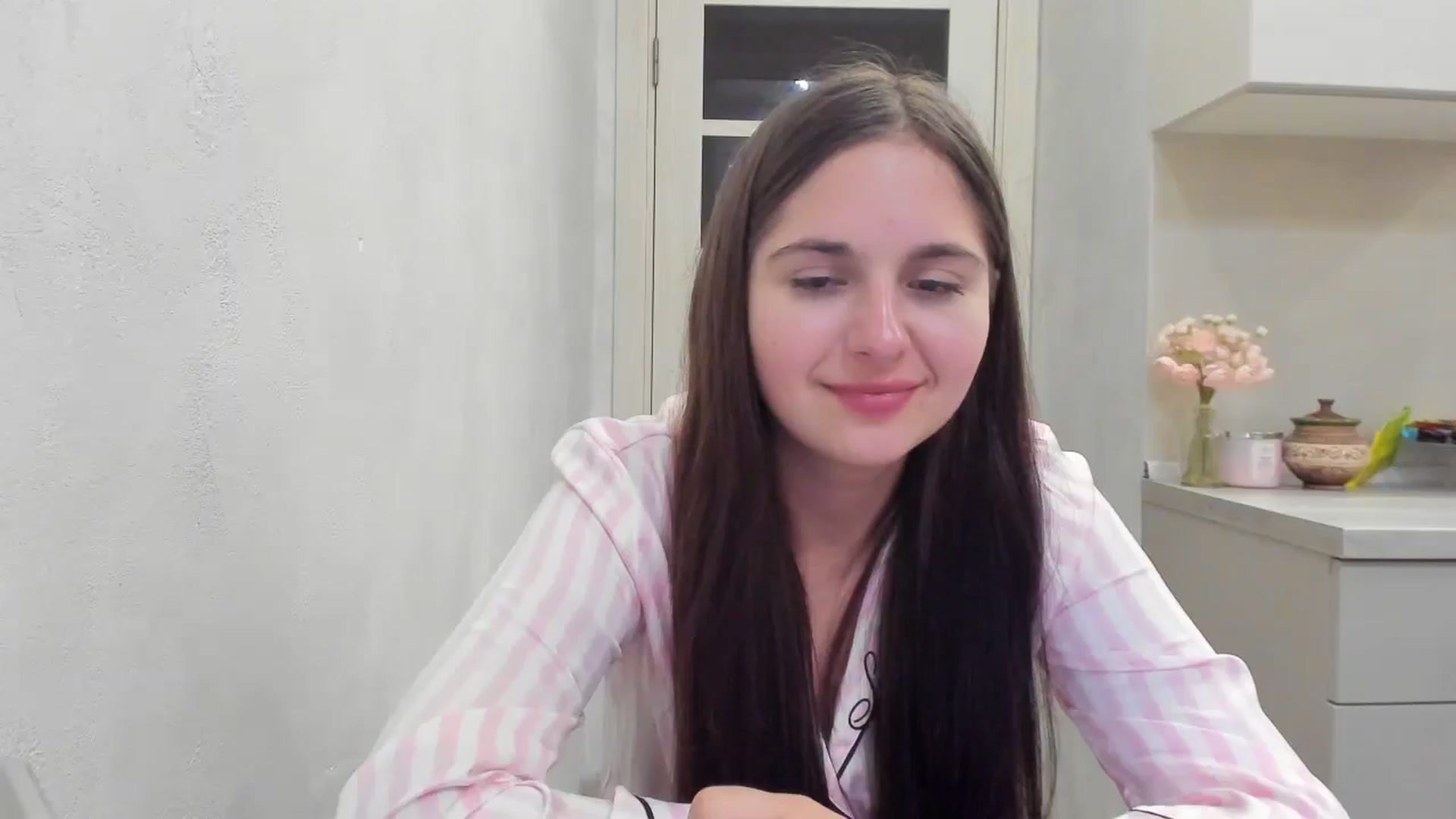 Gallery image thumbnail from Miss_Peach_'s myfreecams stream on, 04/03/2026, 22:47 image 12 of 20