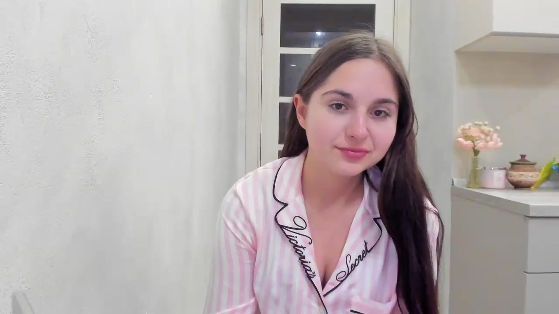 Gallery image thumbnail from Miss_Peach_'s myfreecams stream on, 04/03/2026, 22:47 image 18 of 20