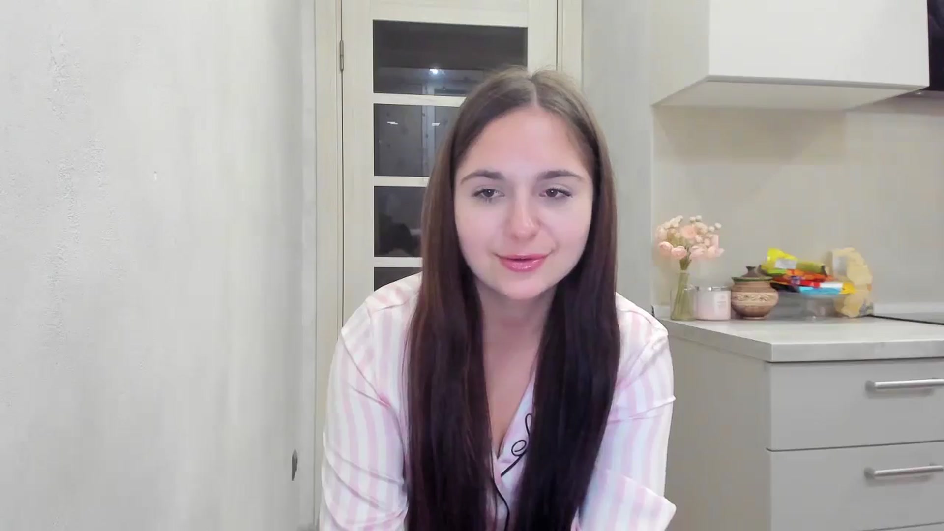Gallery image thumbnail from Miss_Peach_'s myfreecams stream on, 04/05/2026, 19:40 image 16 of 20