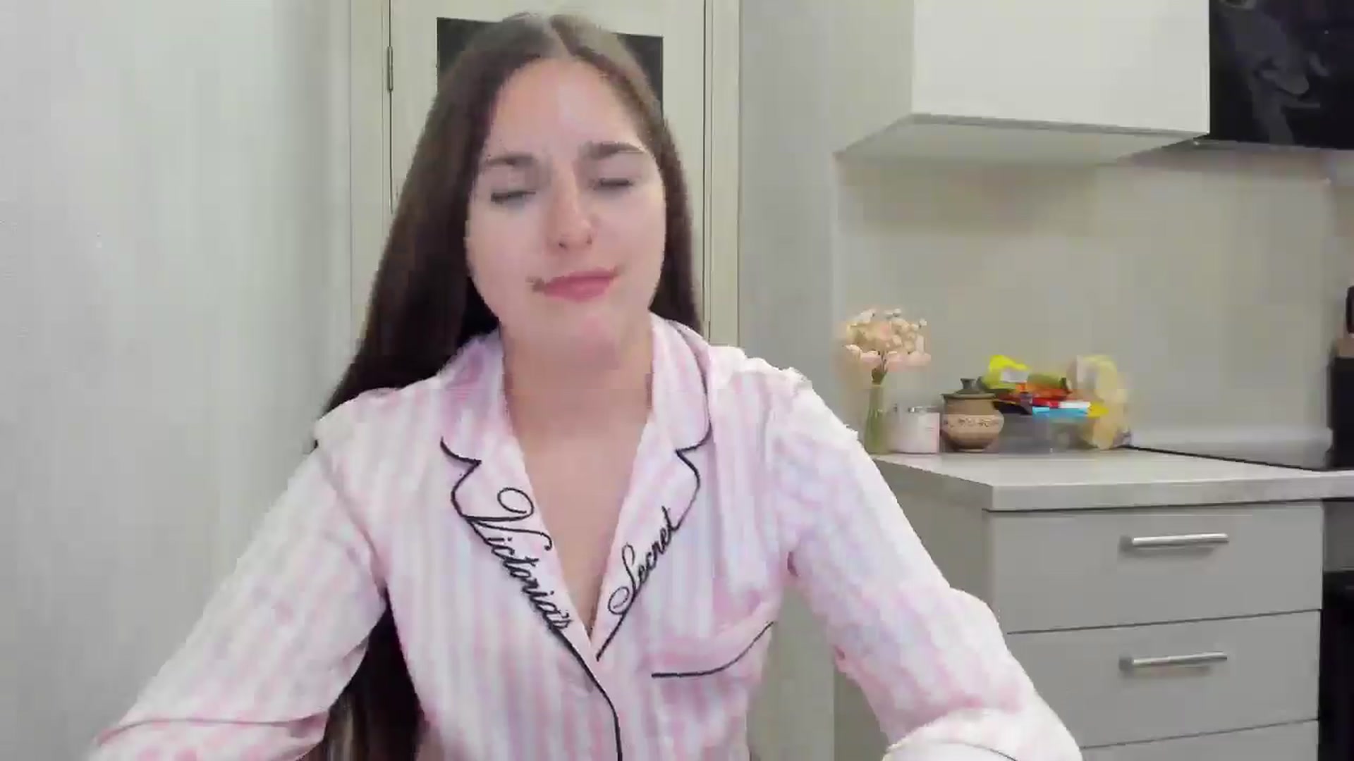Gallery image thumbnail from Miss_Peach_'s myfreecams stream on, 04/05/2026, 19:40 image 6 of 20