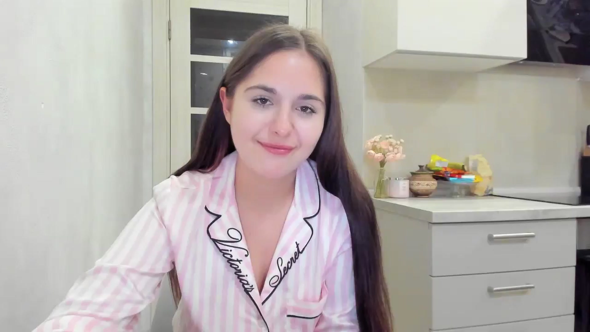 Gallery image thumbnail from Miss_Peach_'s myfreecams stream on, 04/05/2026, 19:40 image 8 of 20