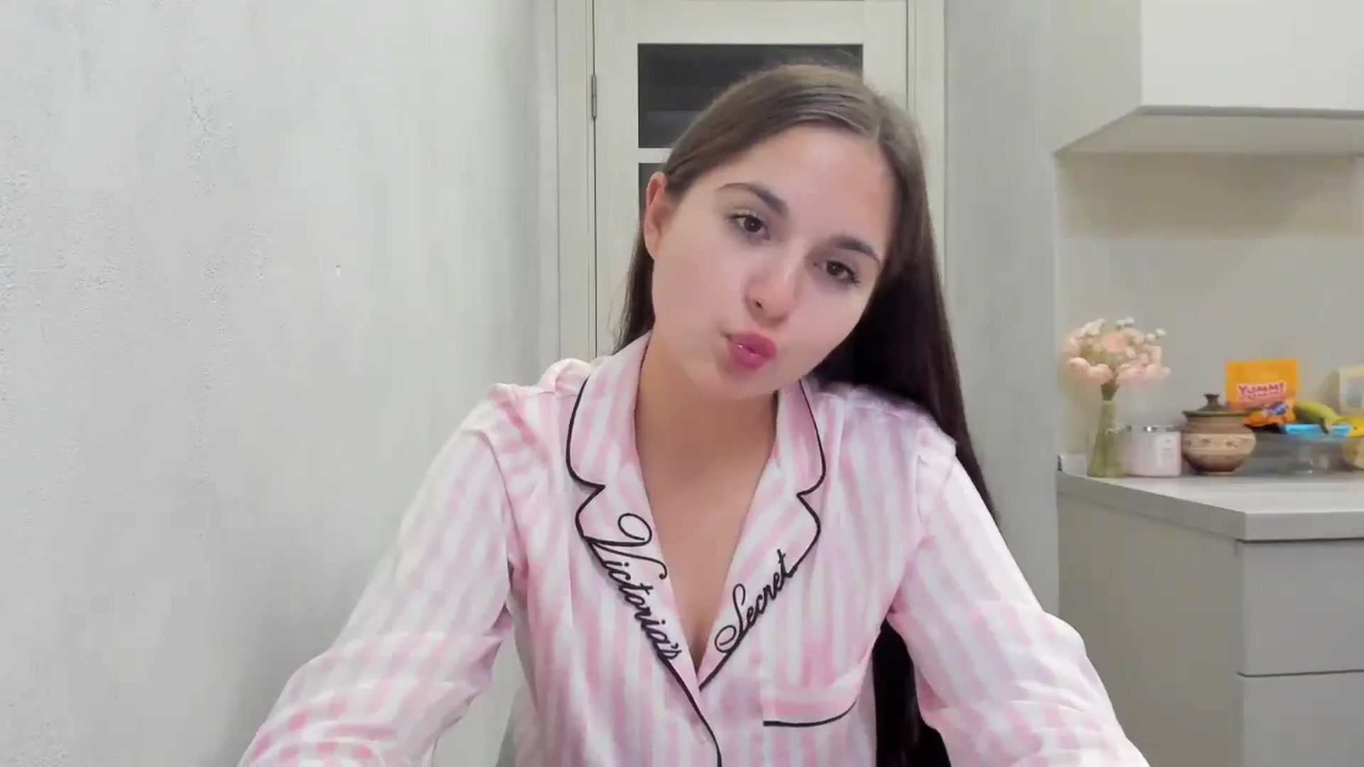 Gallery image thumbnail from Miss_Peach_'s myfreecams stream on, 04/05/2026, 21:46 image 17 of 20