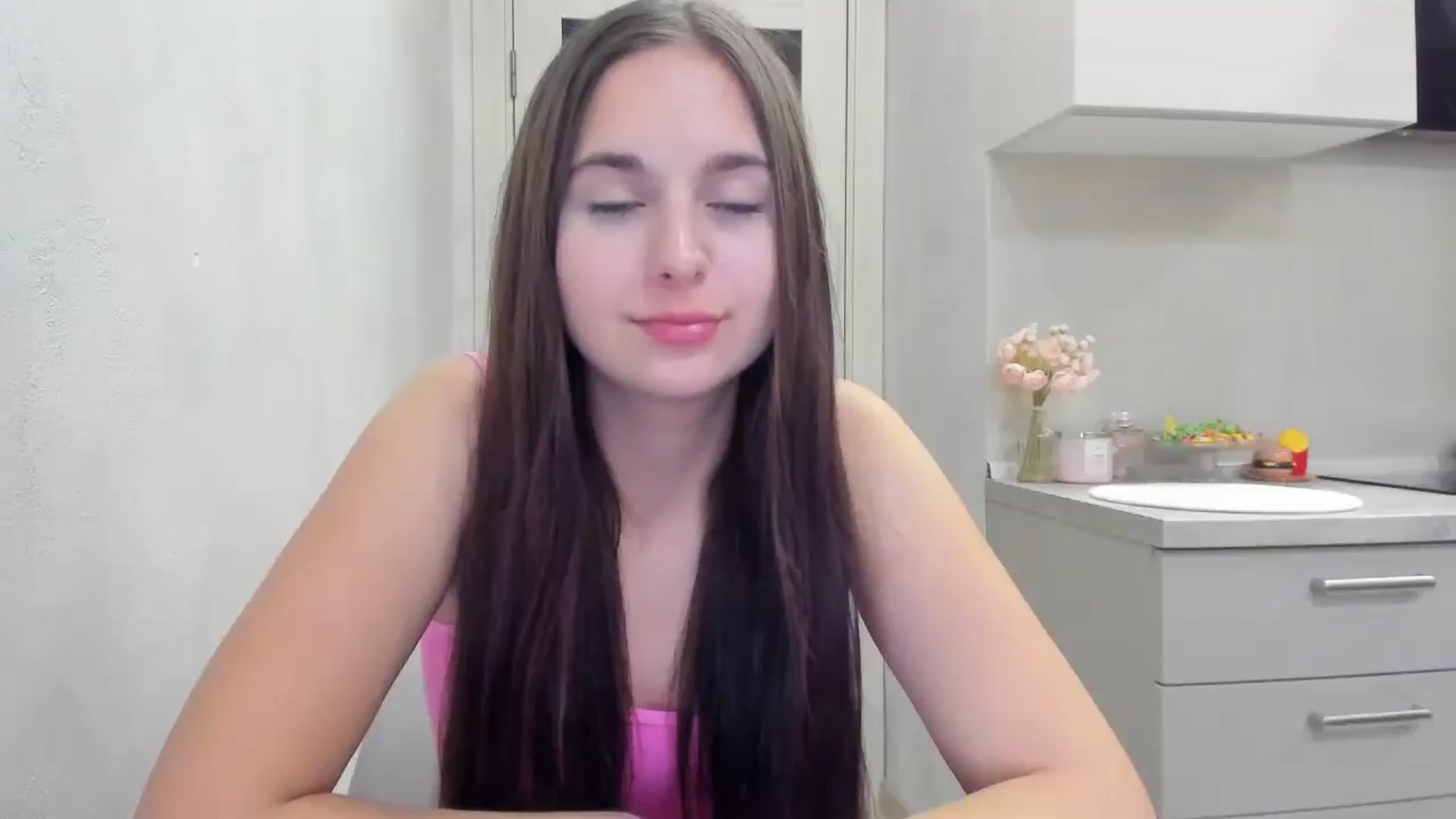 Gallery image thumbnail from Miss_Peach_'s myfreecams stream on, 04/08/2026, 19:14 image 17 of 20