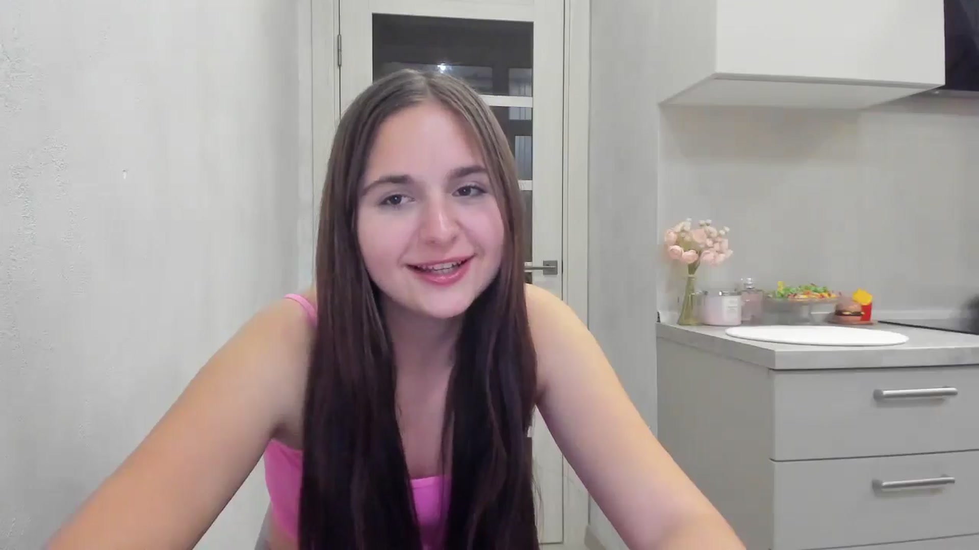 Gallery image thumbnail from Miss_Peach_'s myfreecams stream on, 04/08/2026, 23:11 image 5 of 20
