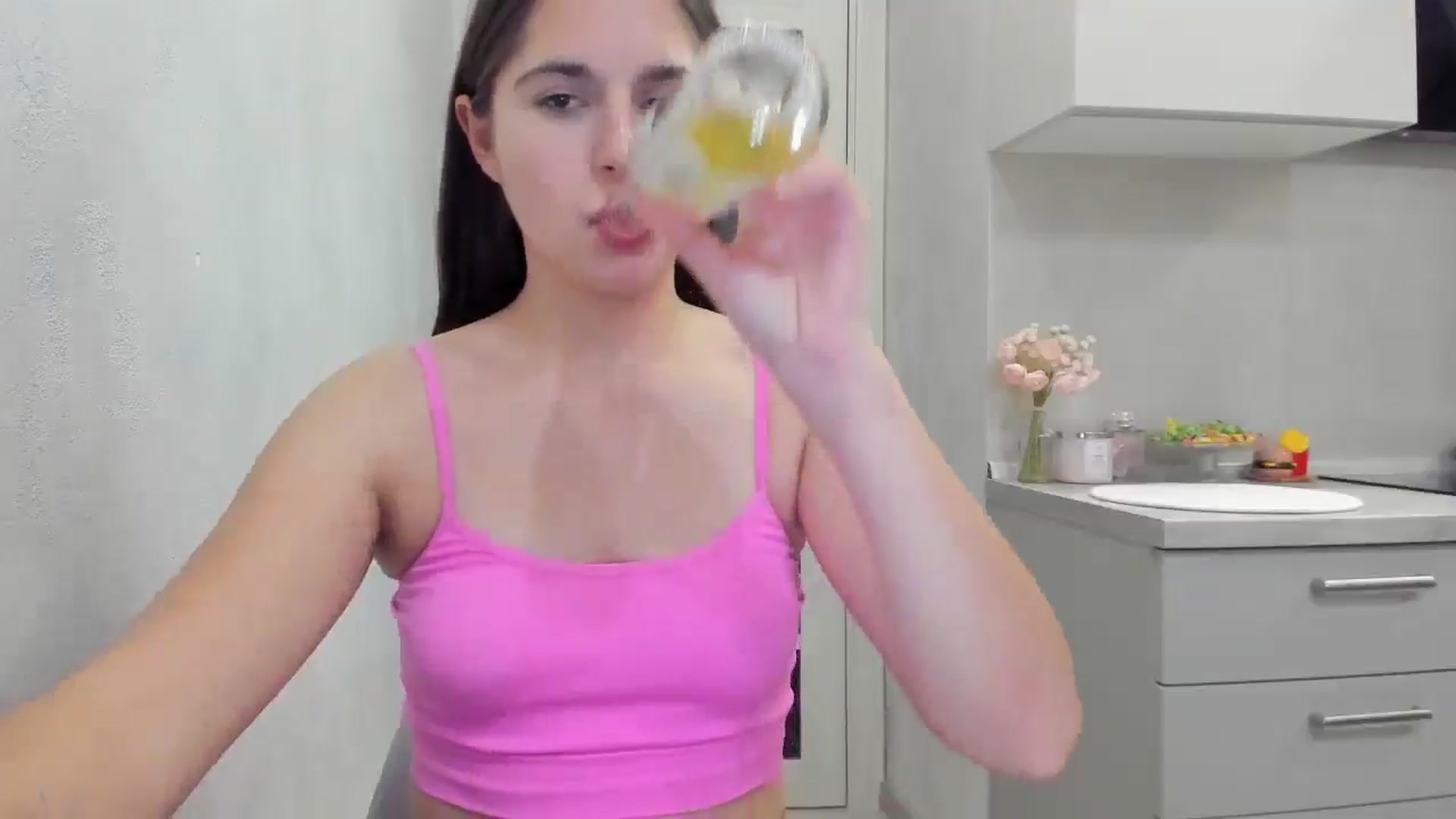 Gallery image thumbnail from Miss_Peach_'s myfreecams stream on, 04/08/2026, 23:55 image 12 of 20