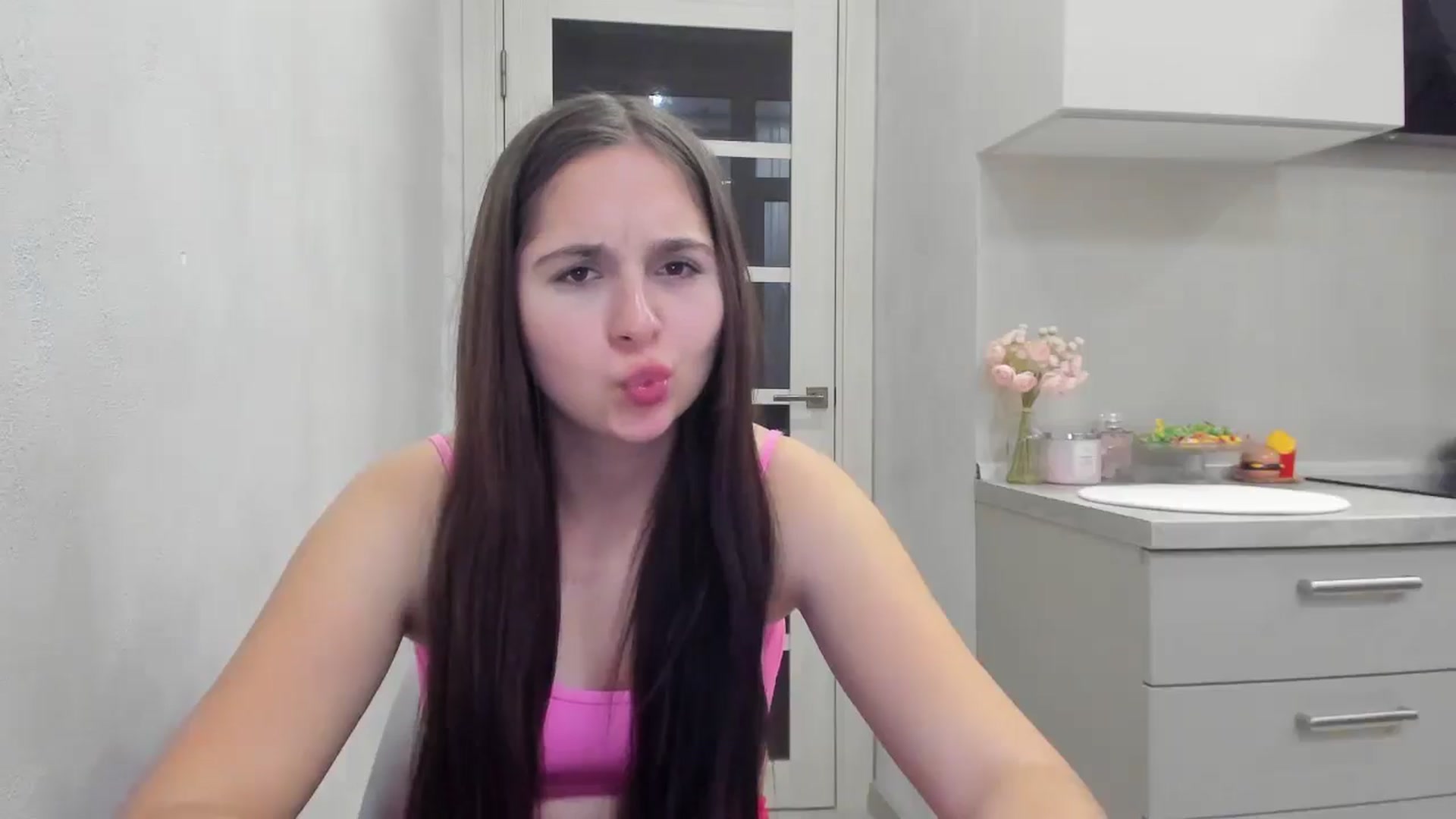 Gallery image thumbnail from Miss_Peach_'s myfreecams stream on, 04/08/2026, 23:55 image 8 of 20