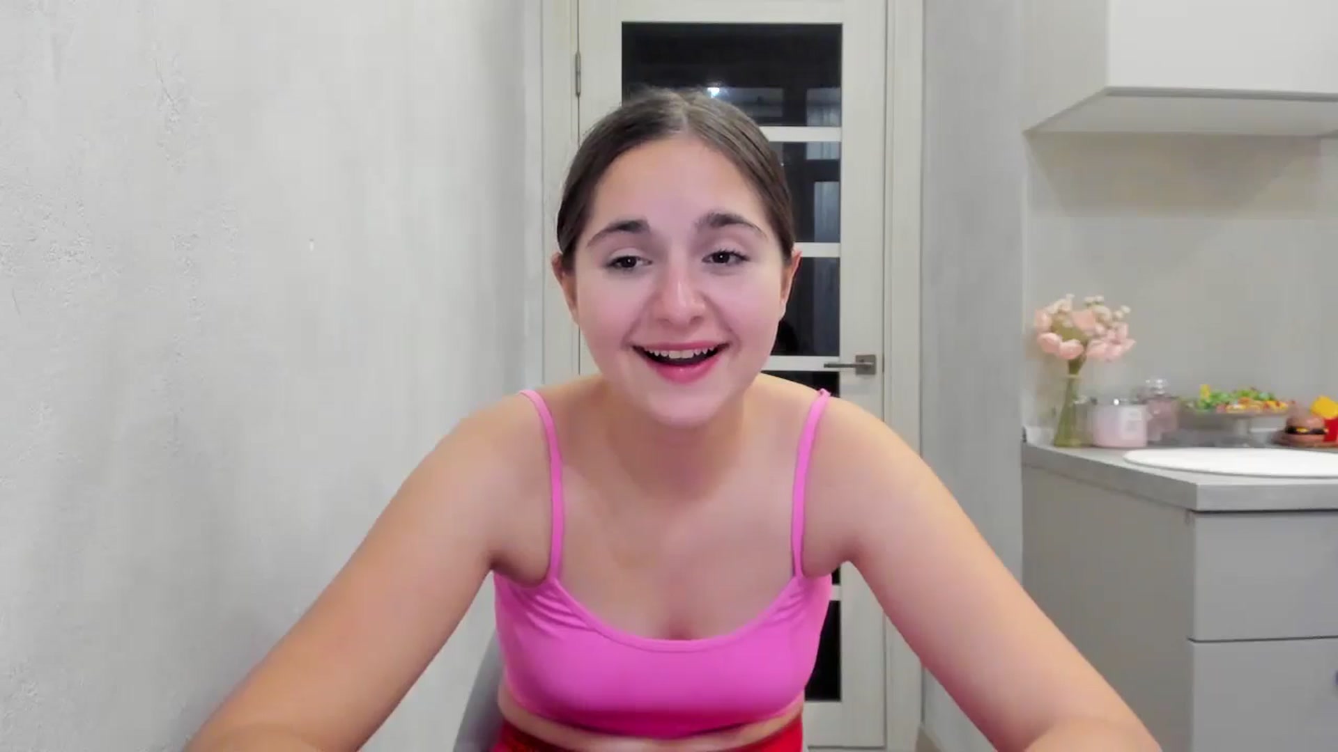 Gallery image thumbnail from Miss_Peach_'s myfreecams stream on, 04/09/2026, 01:17 image 20 of 20