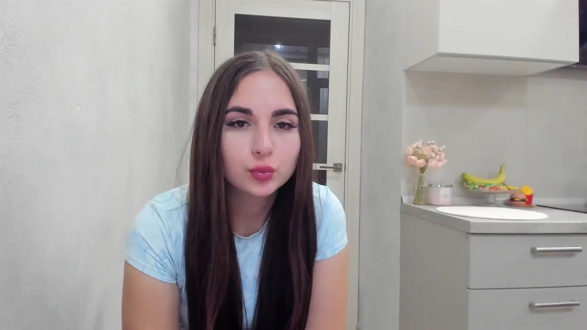 Gallery image thumbnail from Miss_Peach_'s myfreecams stream on, 04/09/2026, 19:09 image 14 of 20