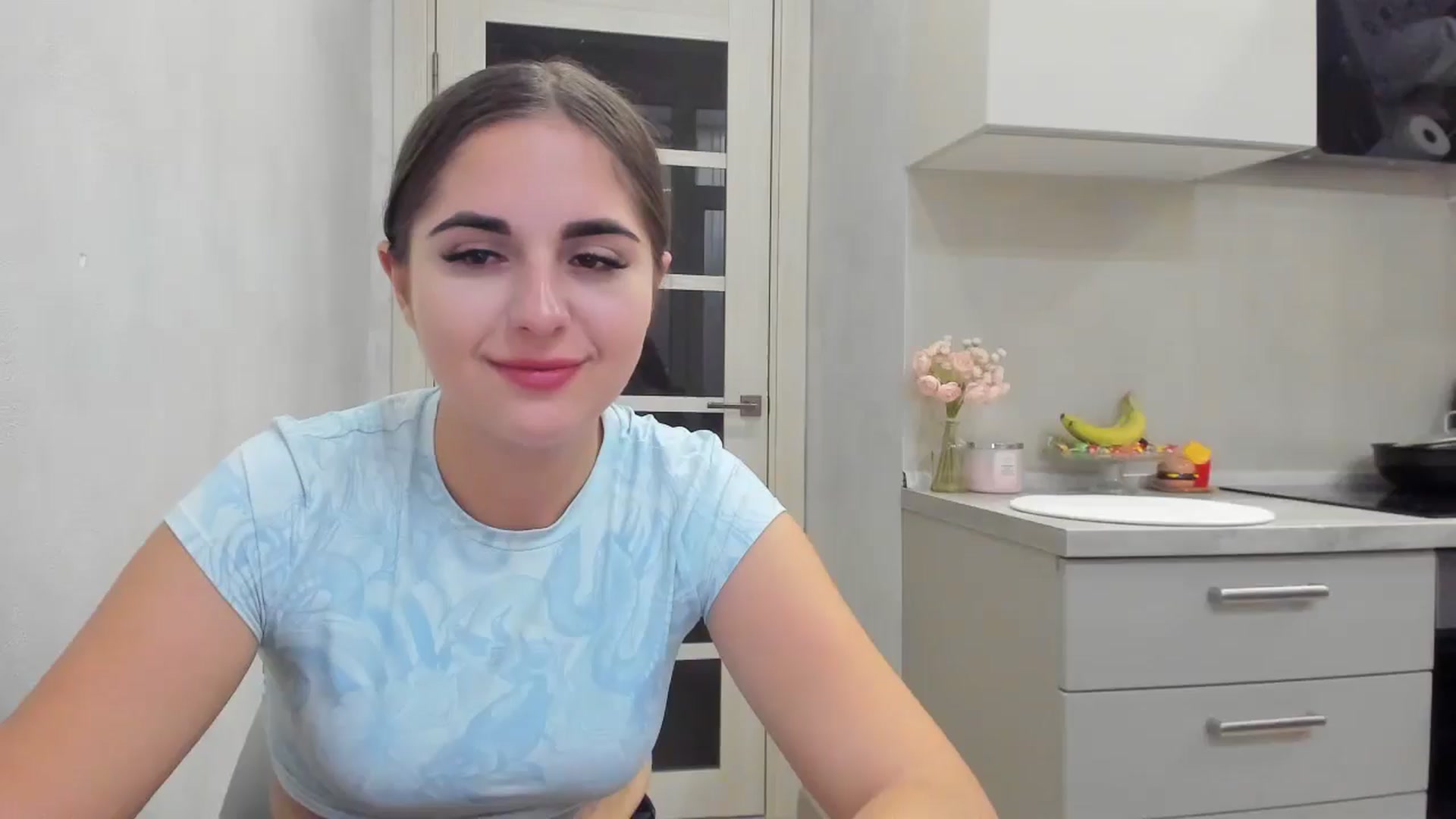 Gallery image thumbnail from Miss_Peach_'s myfreecams stream on, 04/09/2026, 22:26 image 16 of 20