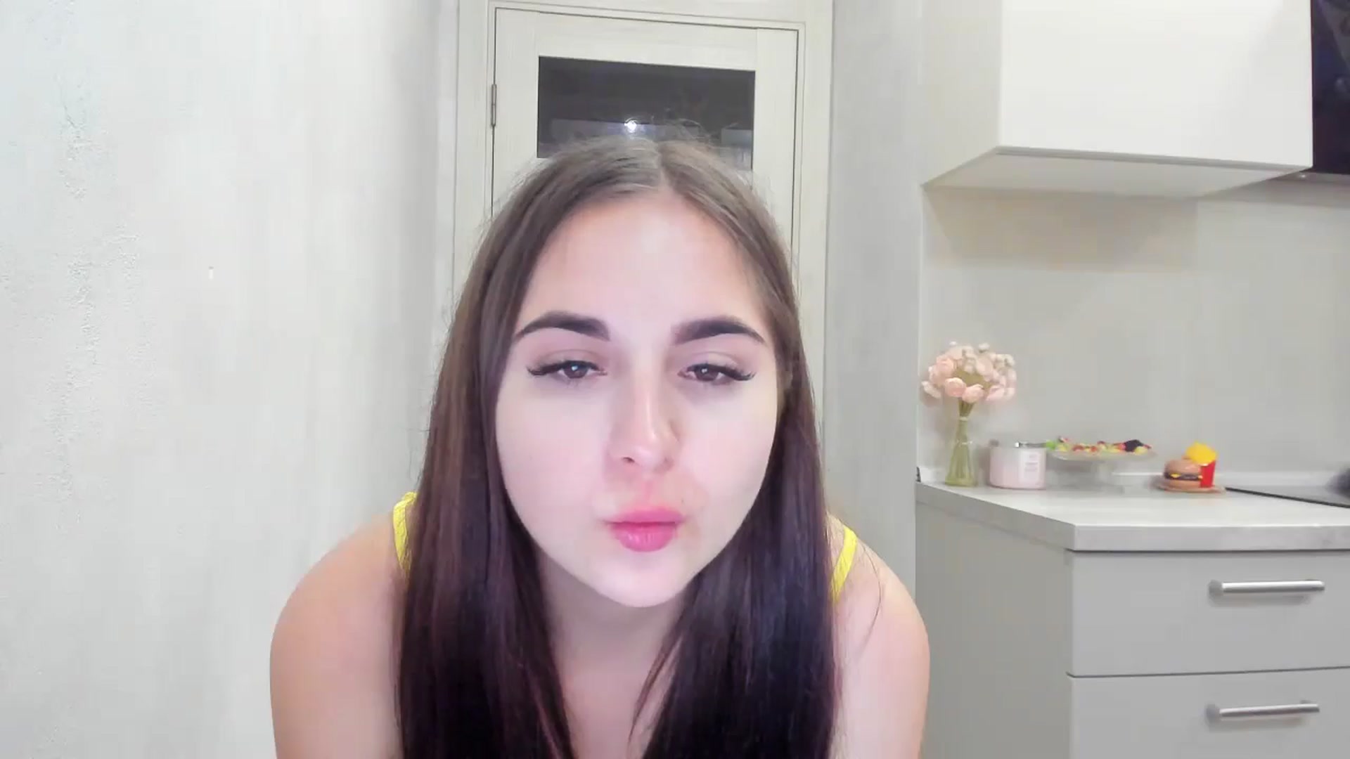 Gallery image thumbnail from Miss_Peach_'s myfreecams stream on, 04/10/2026, 21:33 image 12 of 20