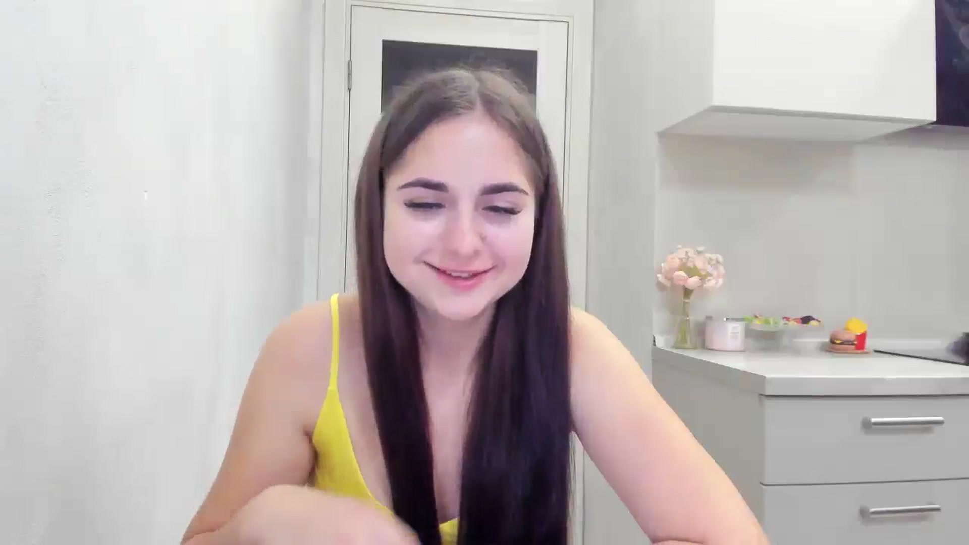Gallery image thumbnail from Miss_Peach_'s myfreecams stream on, 04/10/2026, 22:38 image 15 of 20