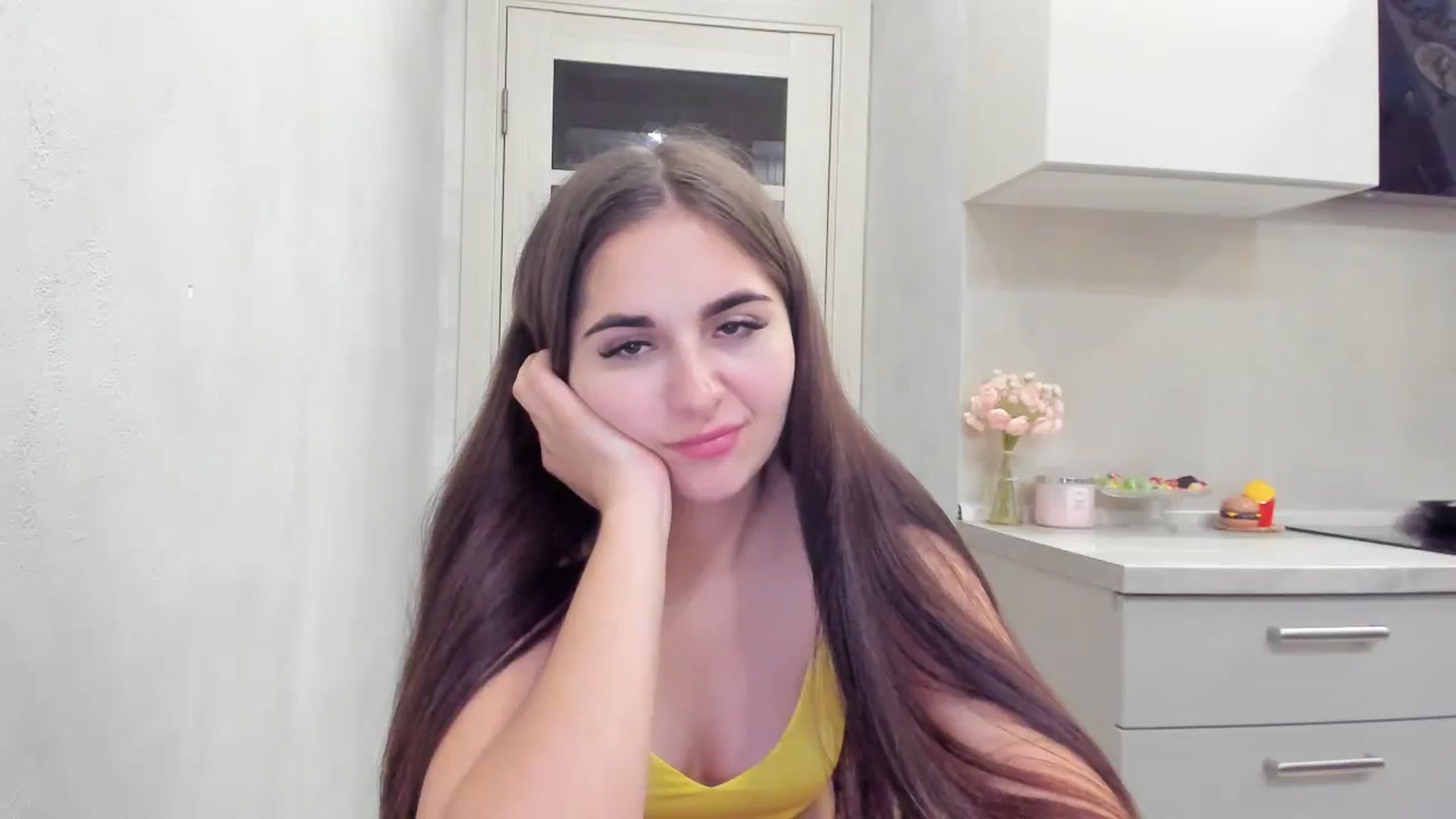 Gallery image thumbnail from Miss_Peach_'s myfreecams stream on, 04/11/2026, 24:19 image 5 of 20