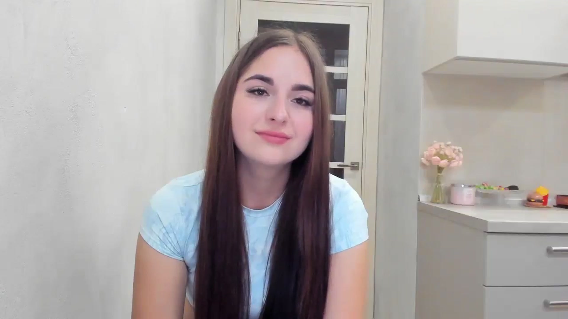 Gallery image thumbnail from Miss_Peach_'s myfreecams stream on, 04/11/2026, 19:44 image 15 of 20