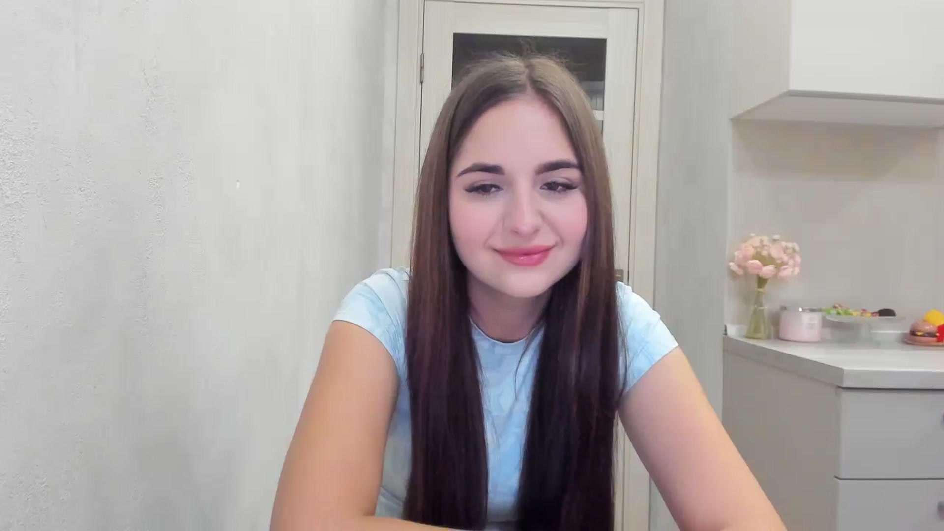 Gallery image thumbnail from Miss_Peach_'s myfreecams stream on, 04/11/2026, 19:44 image 1 of 20