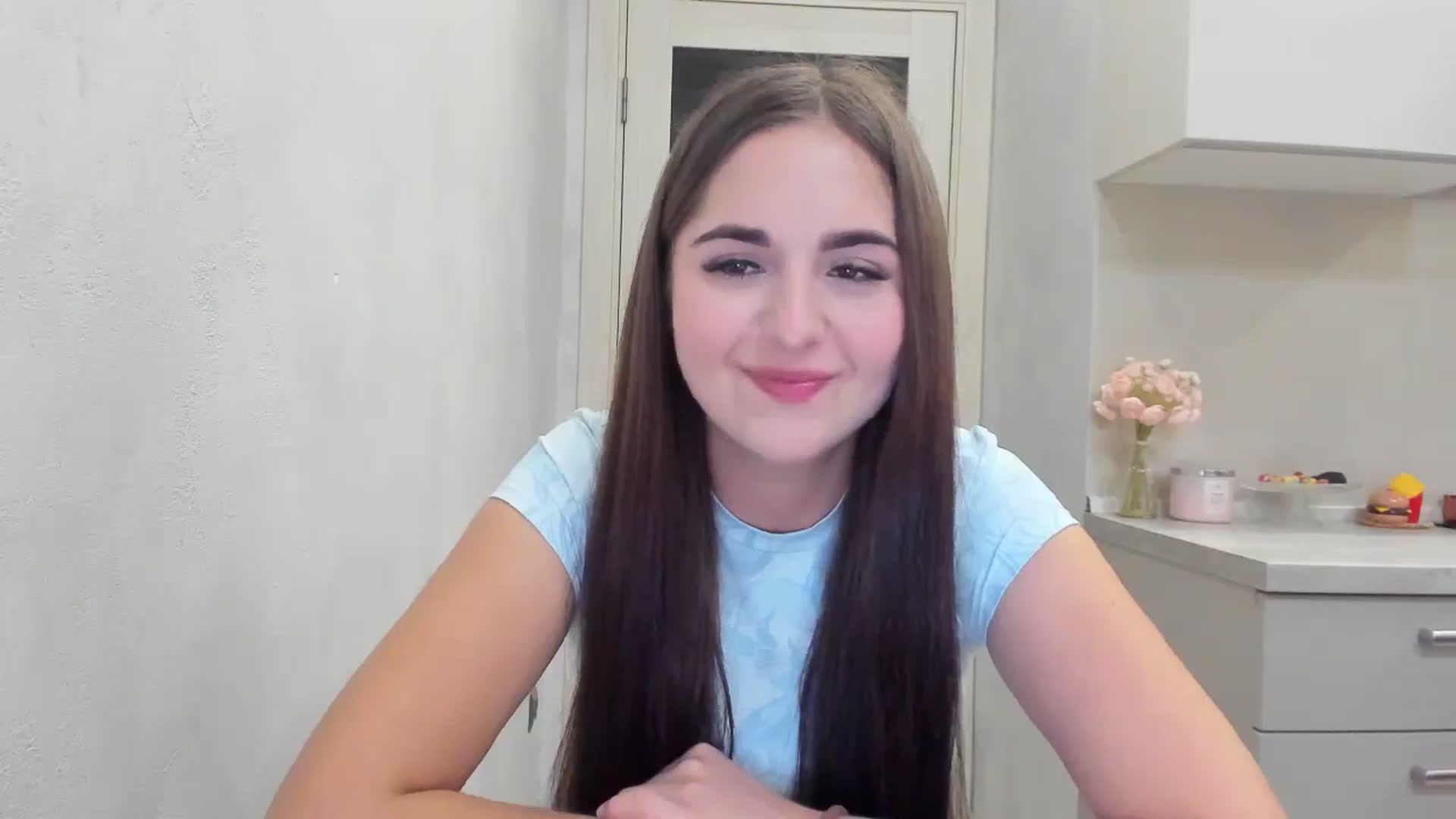Gallery image thumbnail from Miss_Peach_'s myfreecams stream on, 04/11/2026, 21:15 image 2 of 20